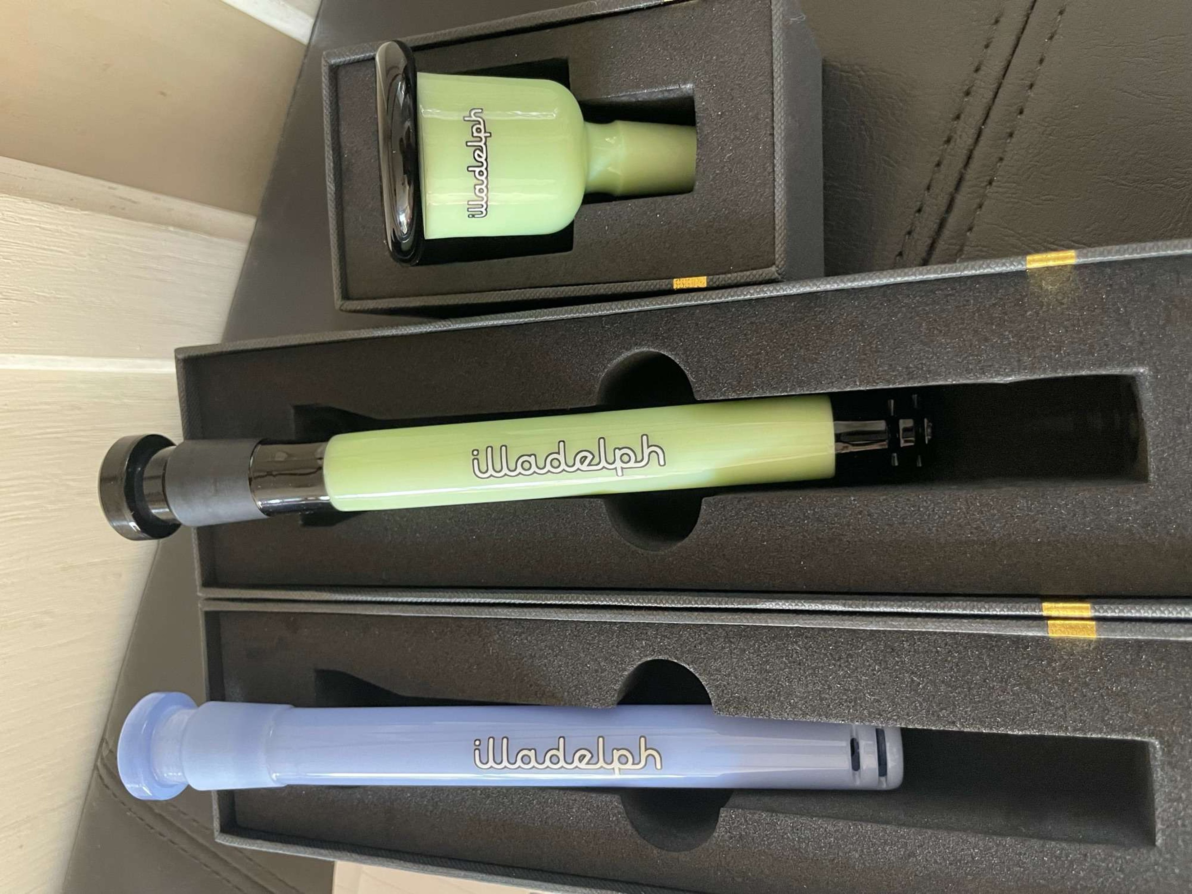 Preview pic of Illadelph’s stems and milky green slide  