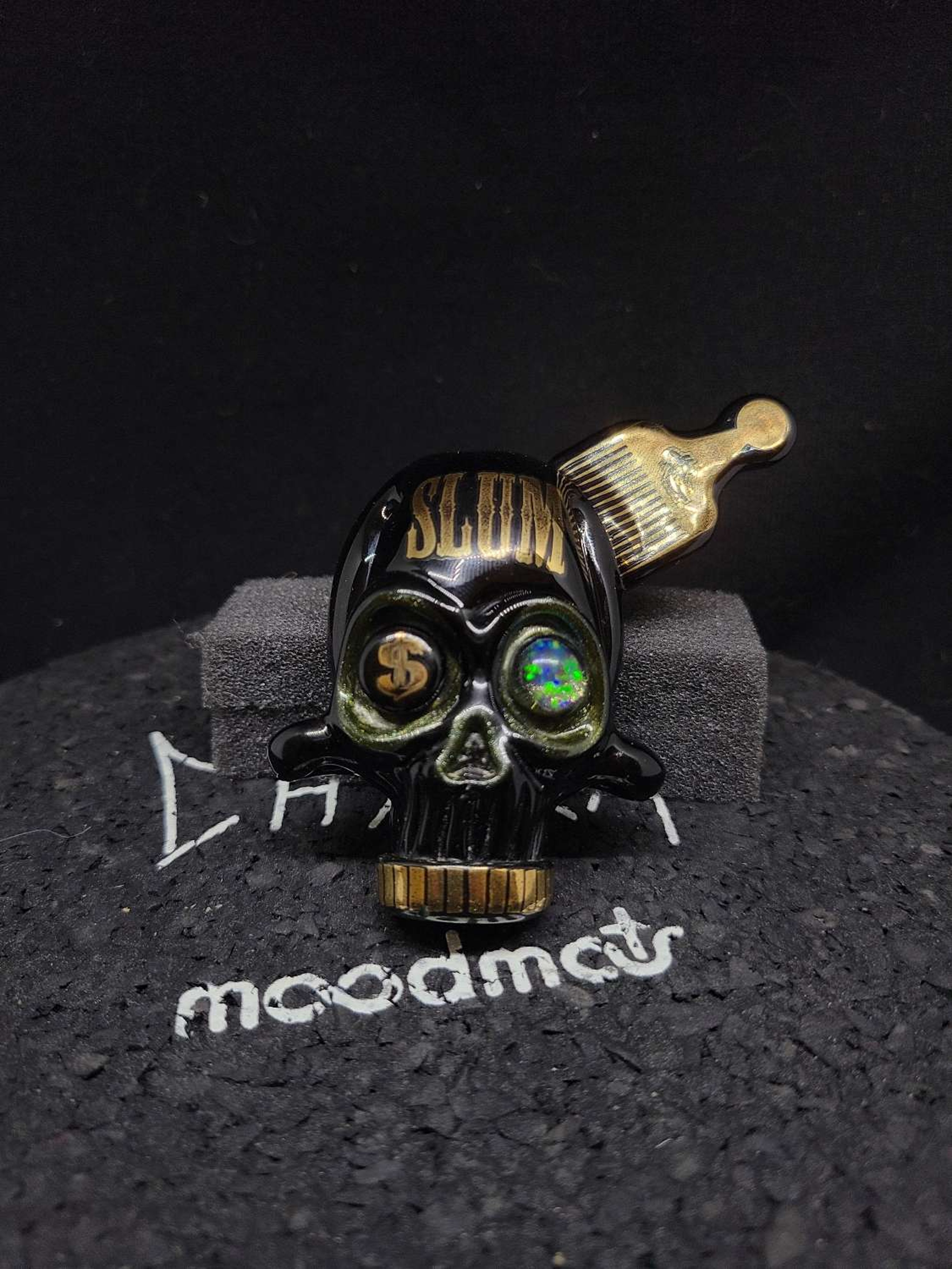 Preview pic of AKM x Slum Gold