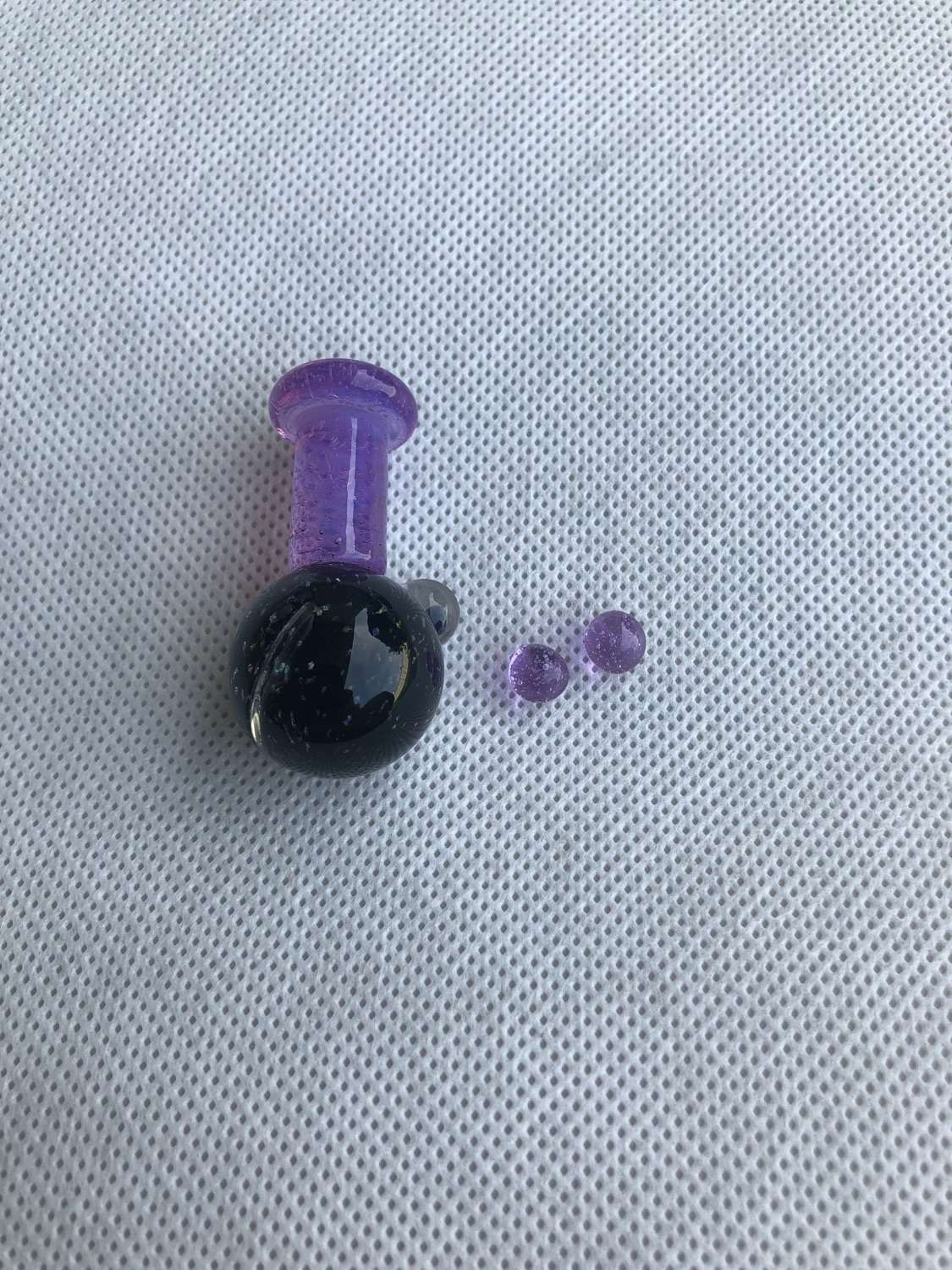Preview pic of Crushed Opal spinner cap 