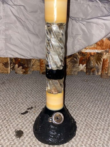 Preview pic of 16 inch swirled bong - good condition