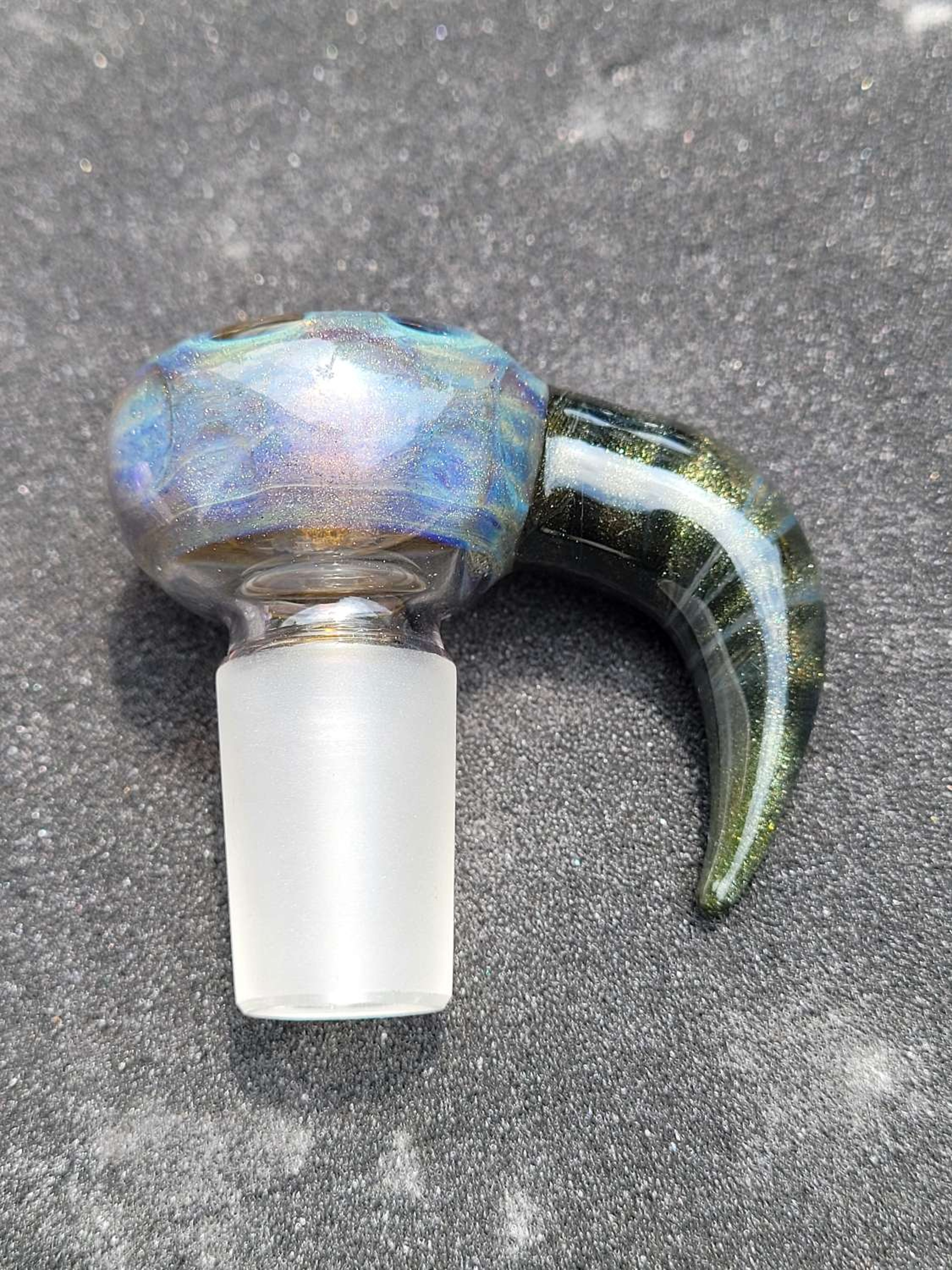 Preview pic of 18 mm bowl with horn 