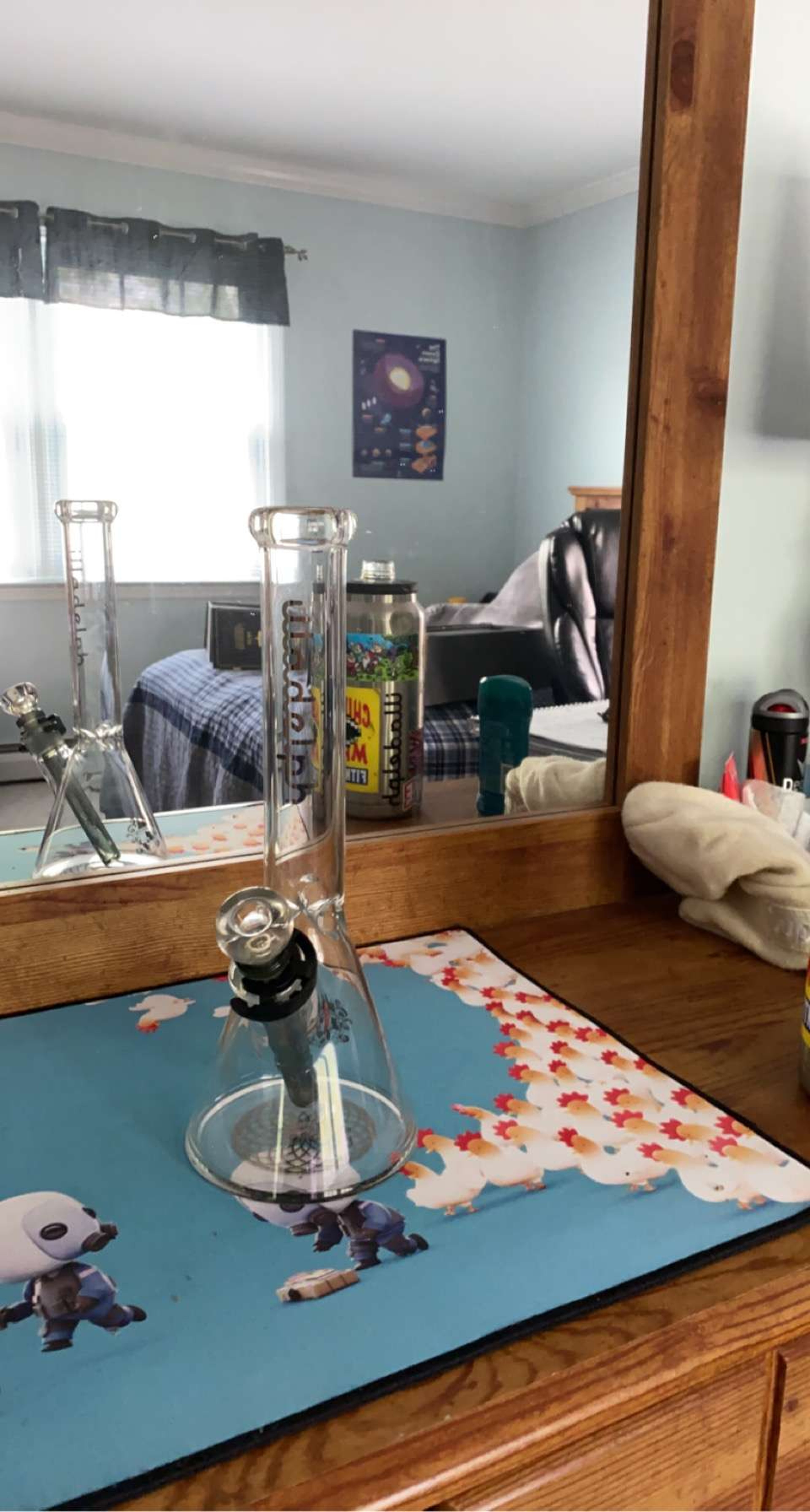 Preview pic of Illadelph mini beaker 