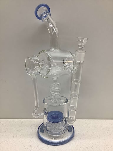 Preview pic of Trophy Bong