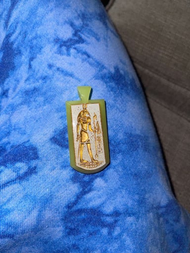 Preview pic of GreenTGlass pendant