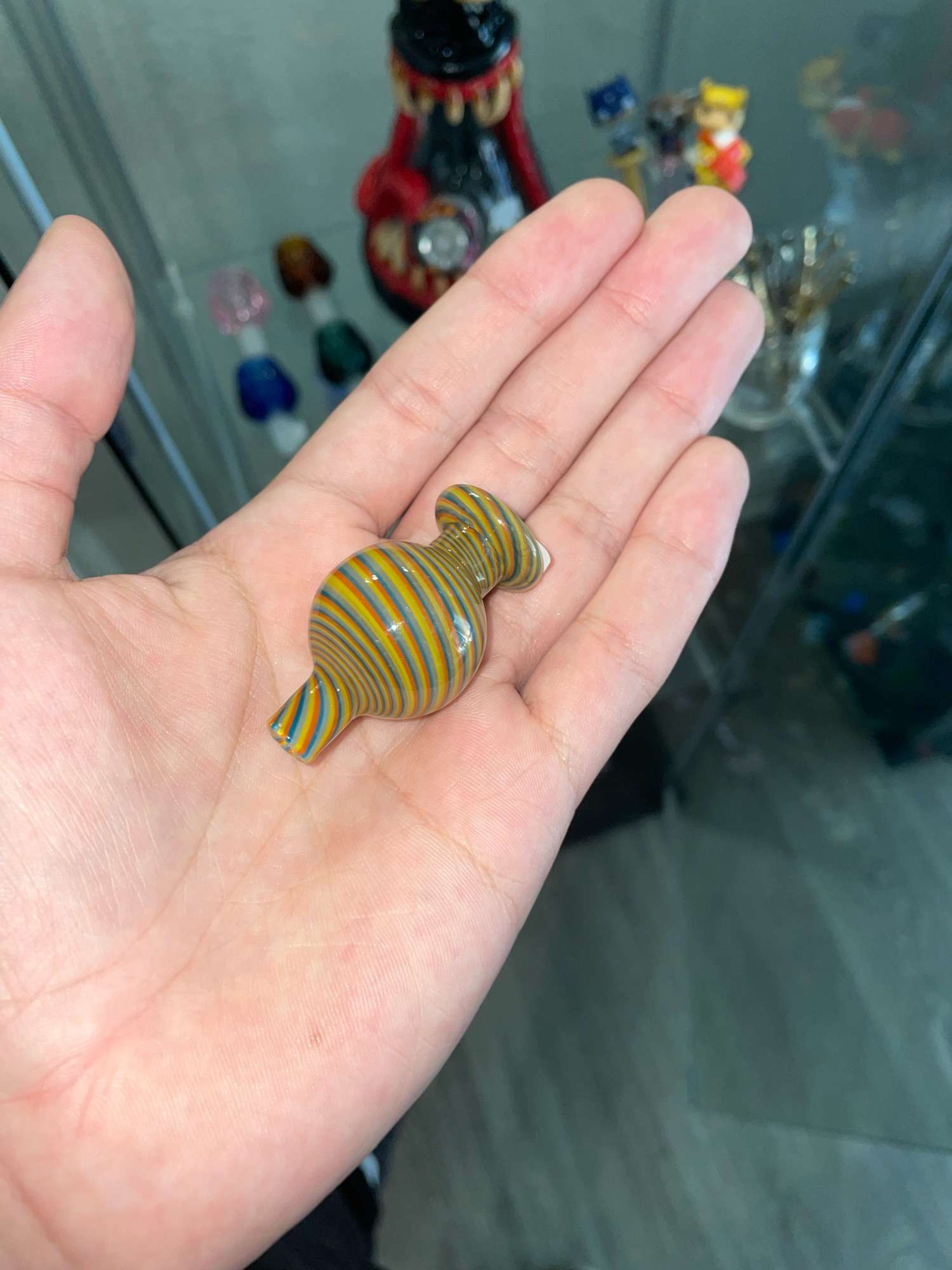 Preview pic of Yellow cap