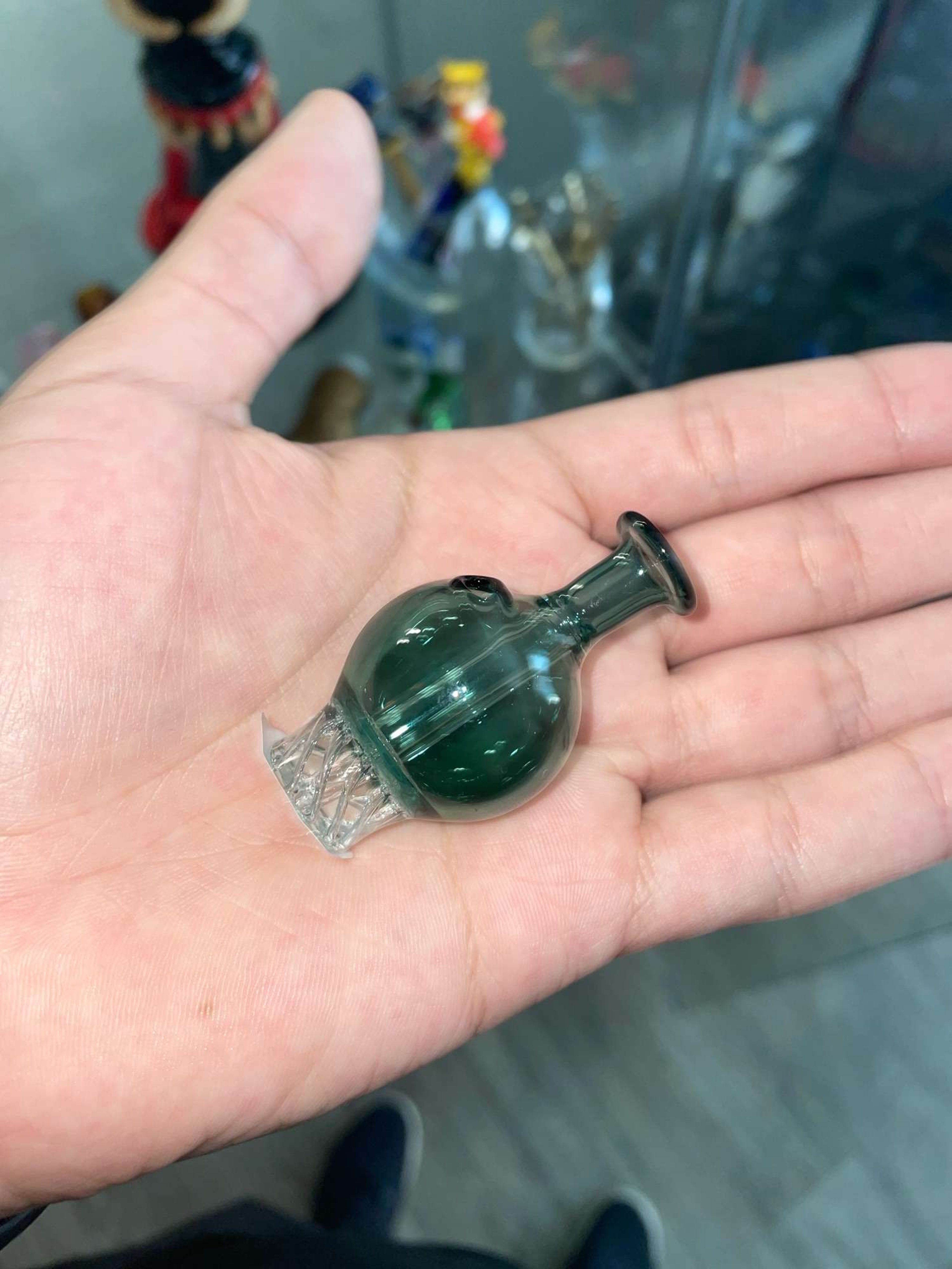 Preview pic of Dark green cap