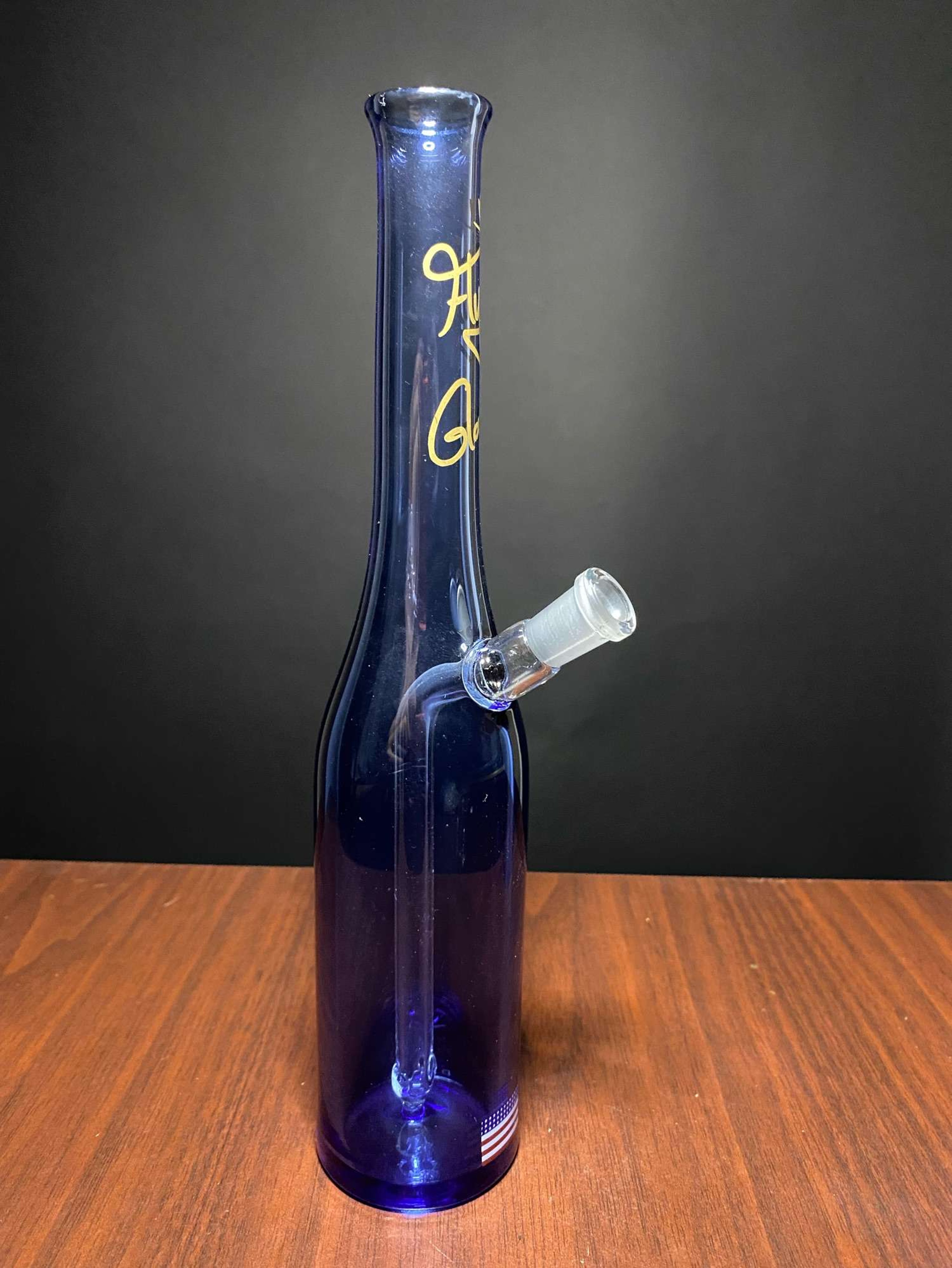 Uzzi glass bottle rig, 10mm 45° joint, 2 hole diffuser, 9.5 inches tall image 0