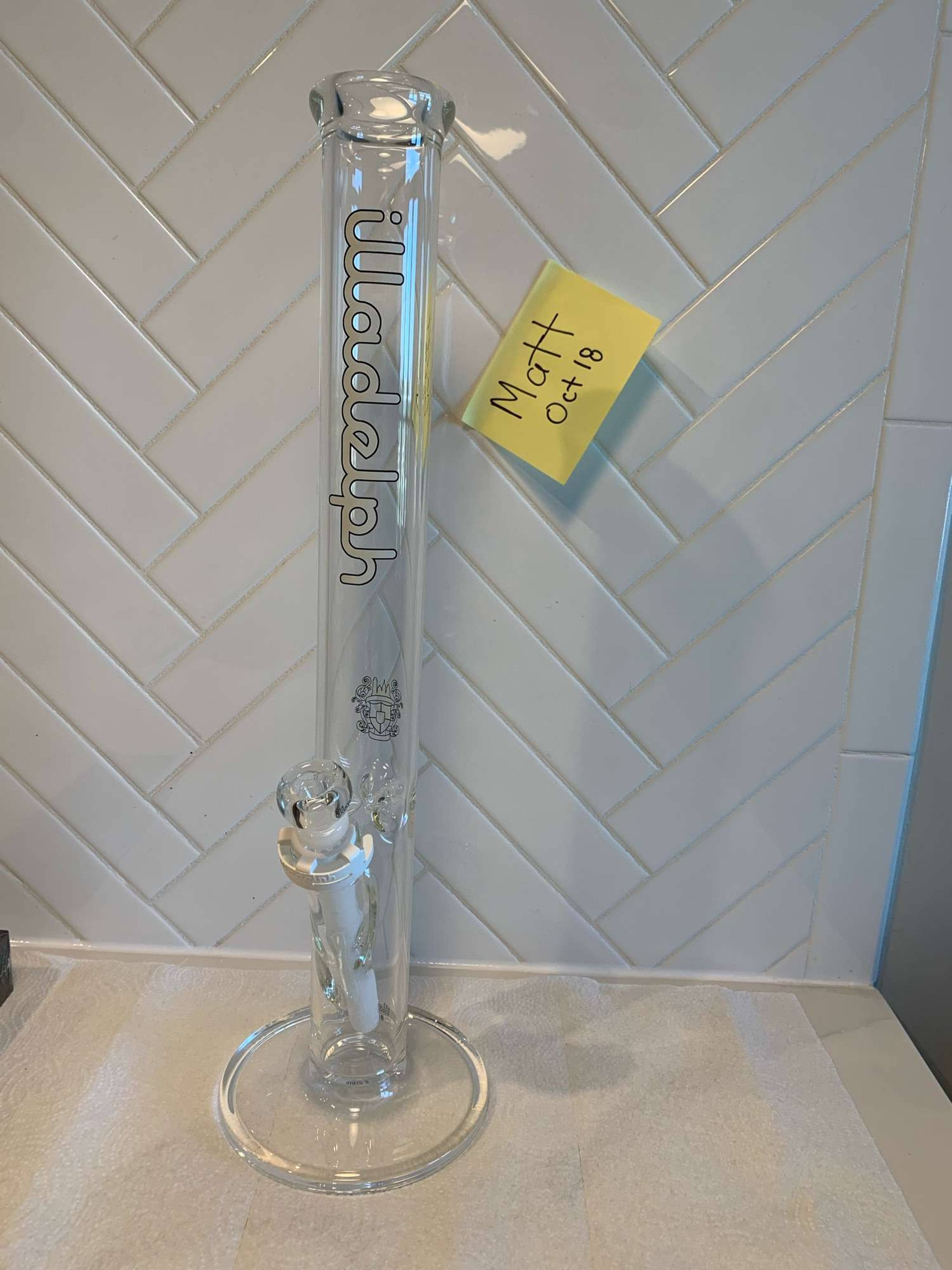 Illadelp Medium White Straight Tube image 0