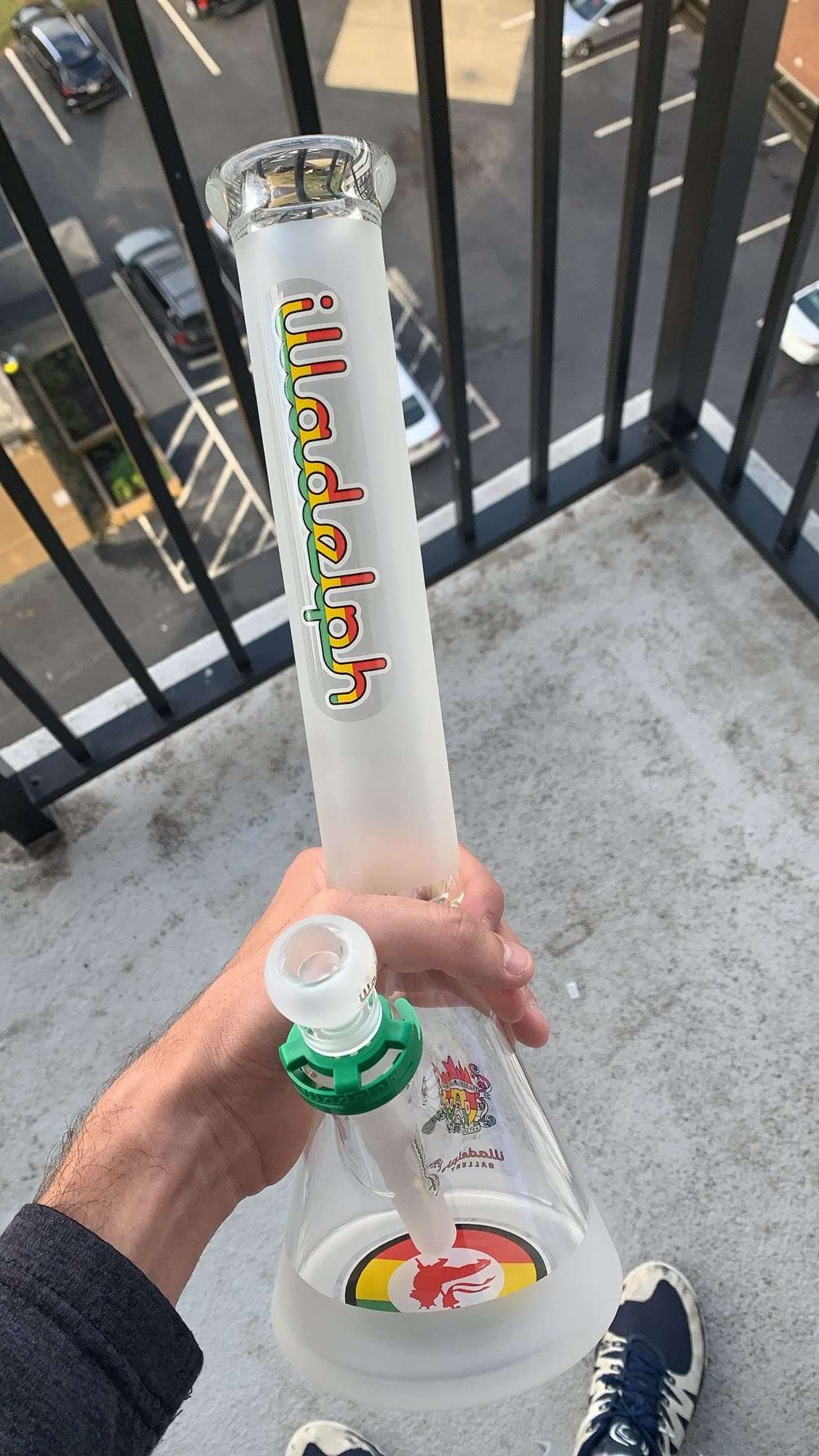 Illadelph 15in Rasta beaker image 0