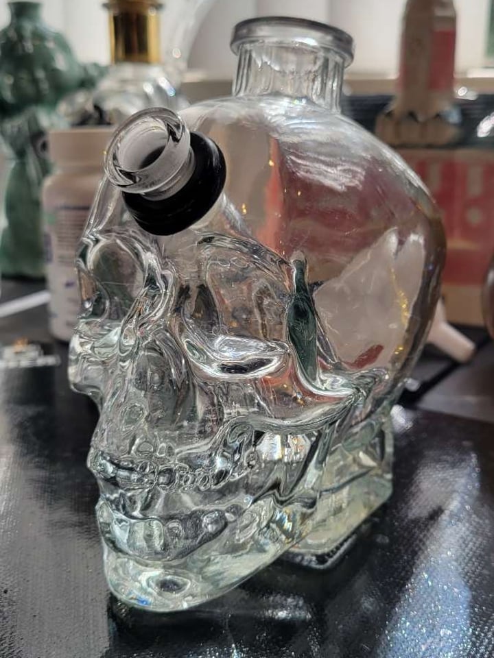 Skull bong/Rig