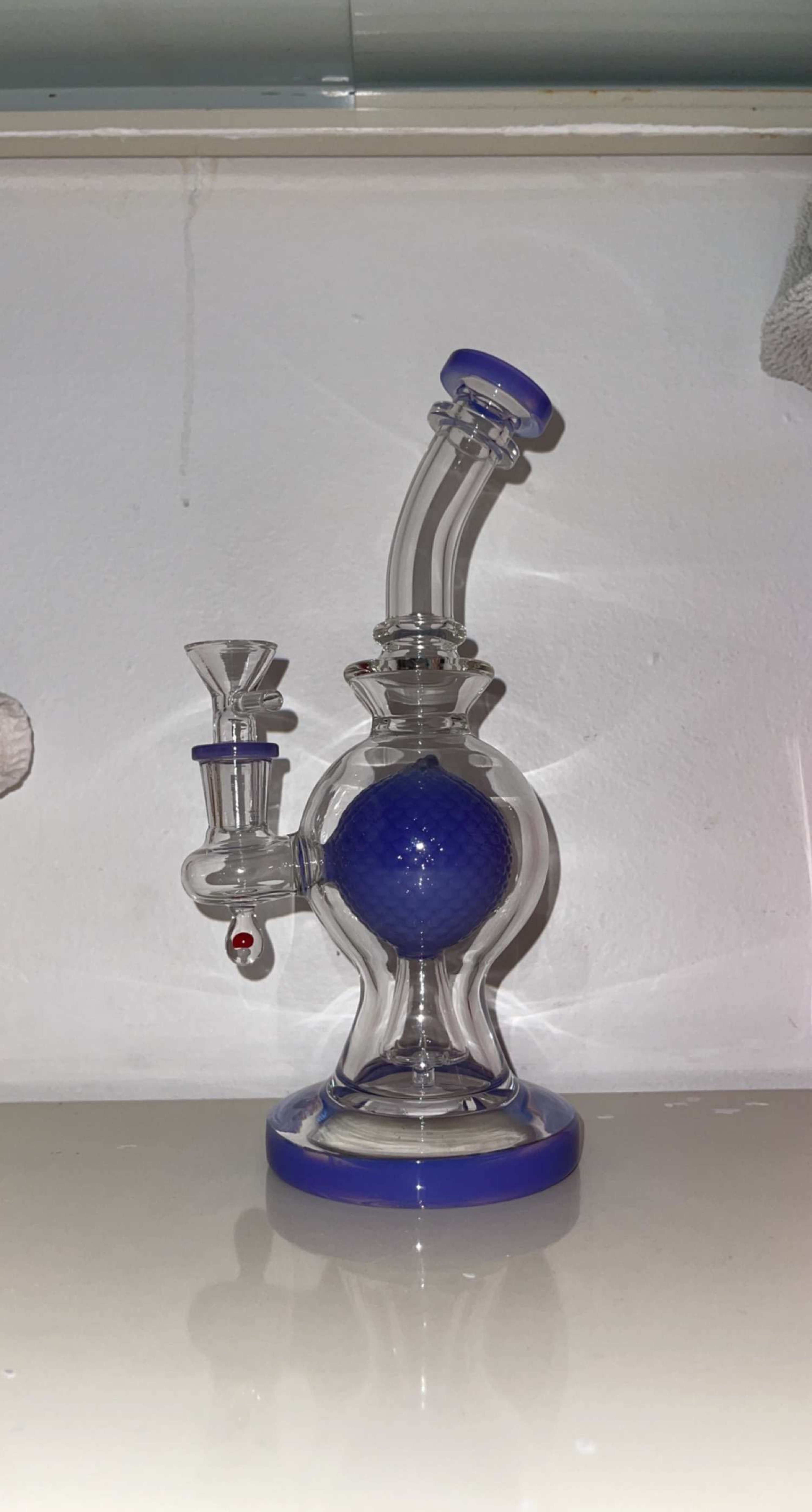 Preview pic of Crystal ball bent neck dab rig 