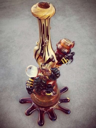 Preview pic of Calm bee hive tree mini tube