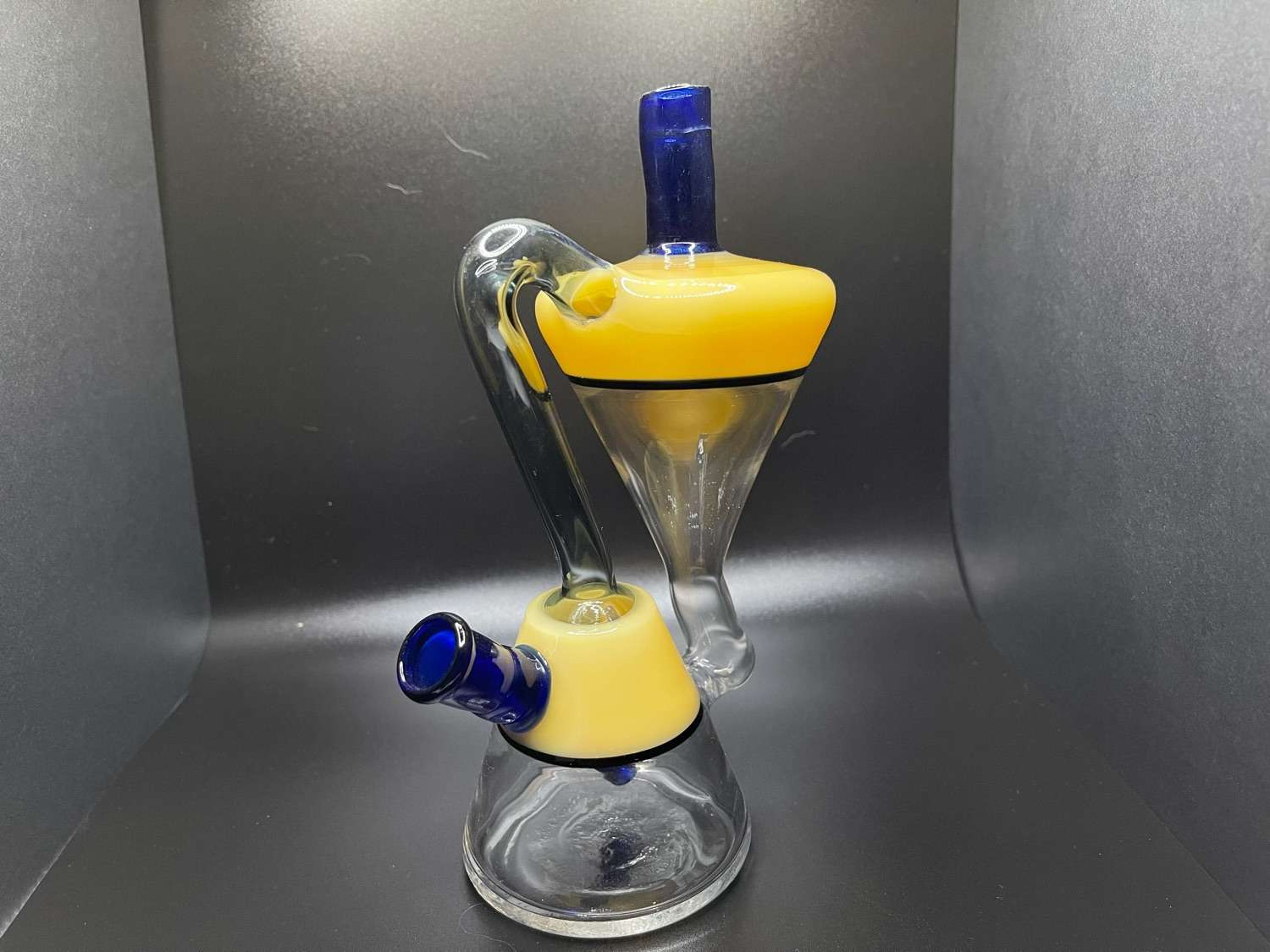Dual color Tornado style recycler image 0
