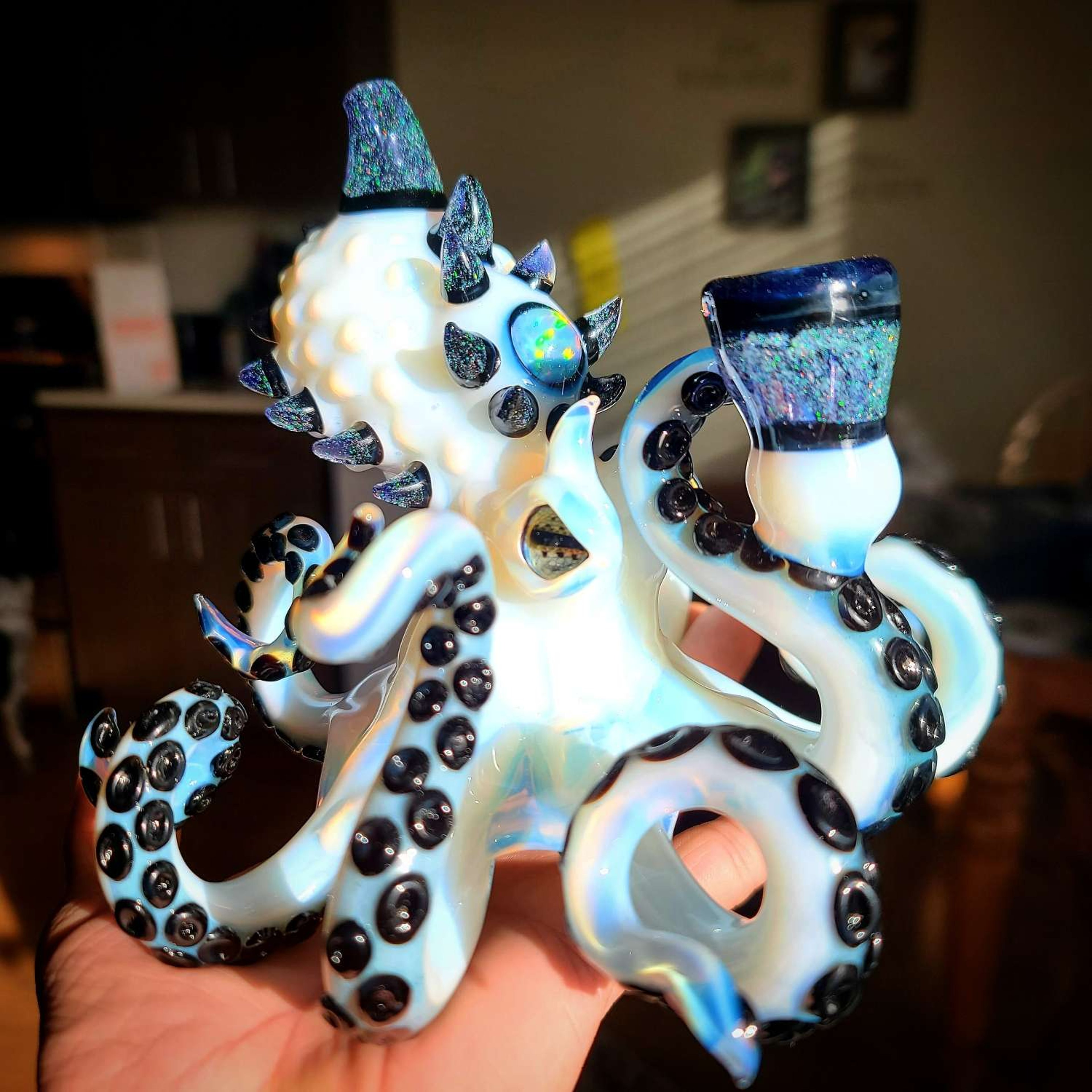 Preview pic of Crushed Opal Mako 