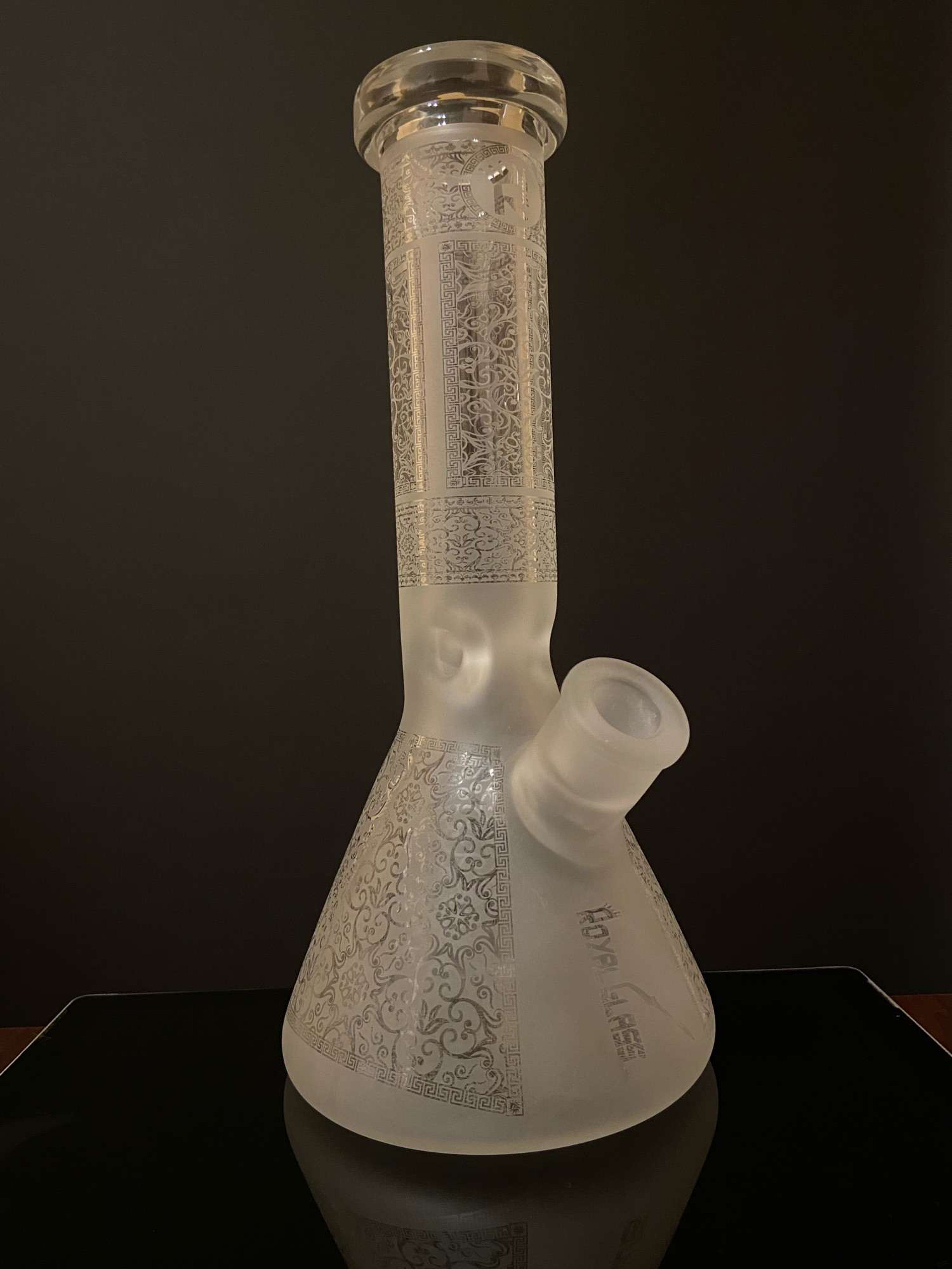 Preview pic of Royal glass Beaker bong with engraving all over