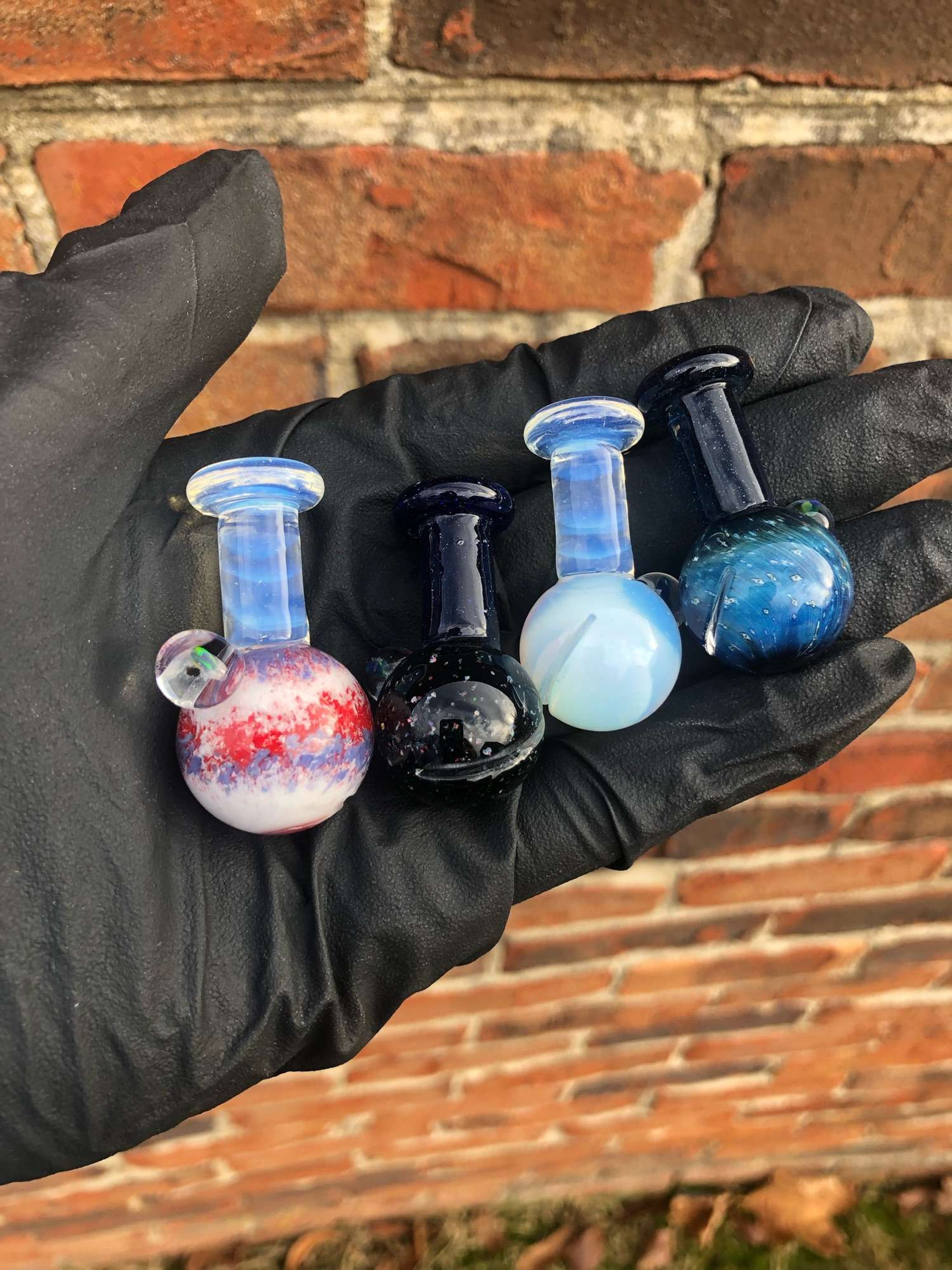 Preview pic of Christmas steals on spinner caps! 