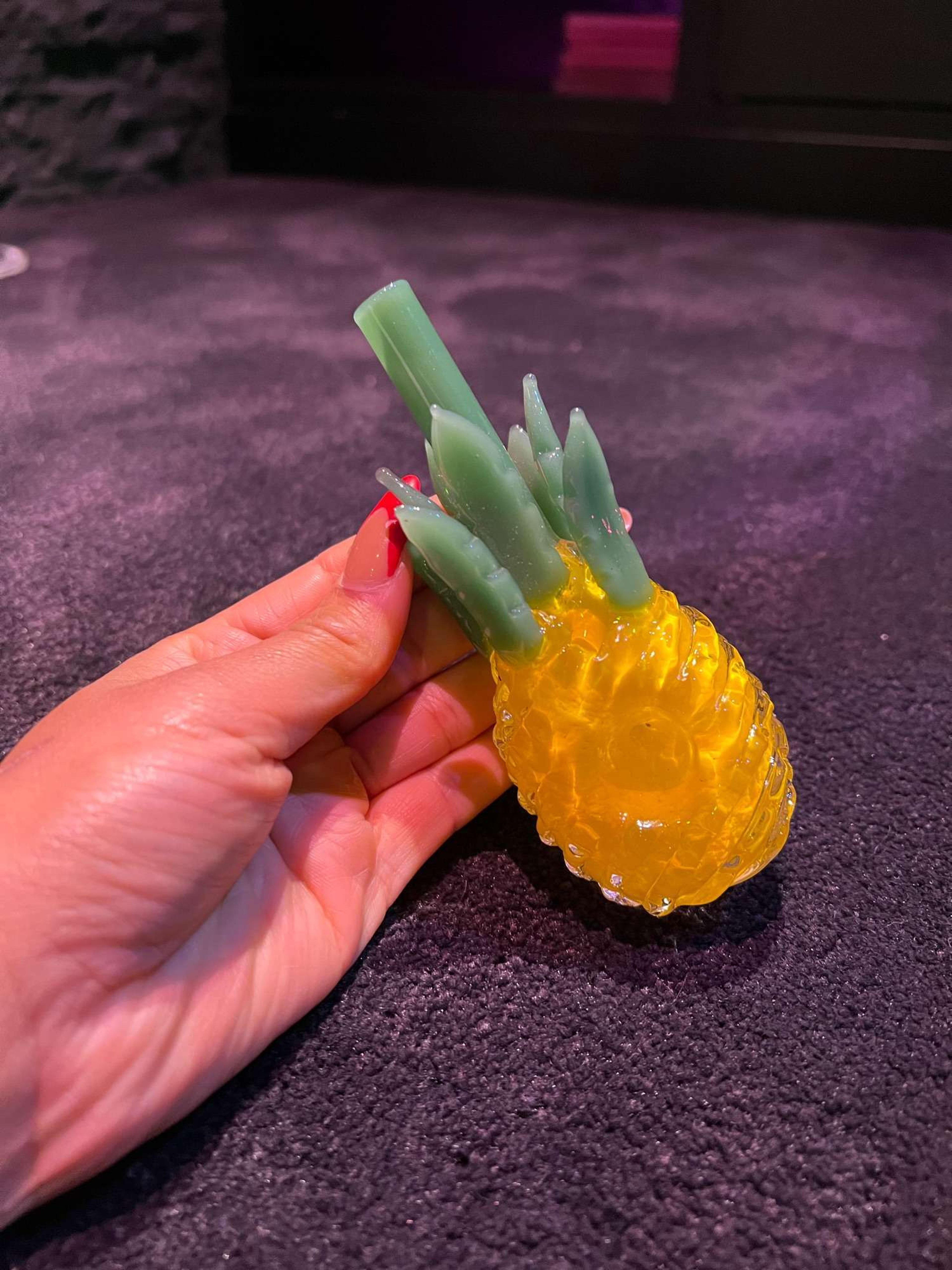 Preview pic of Pineapple pipe