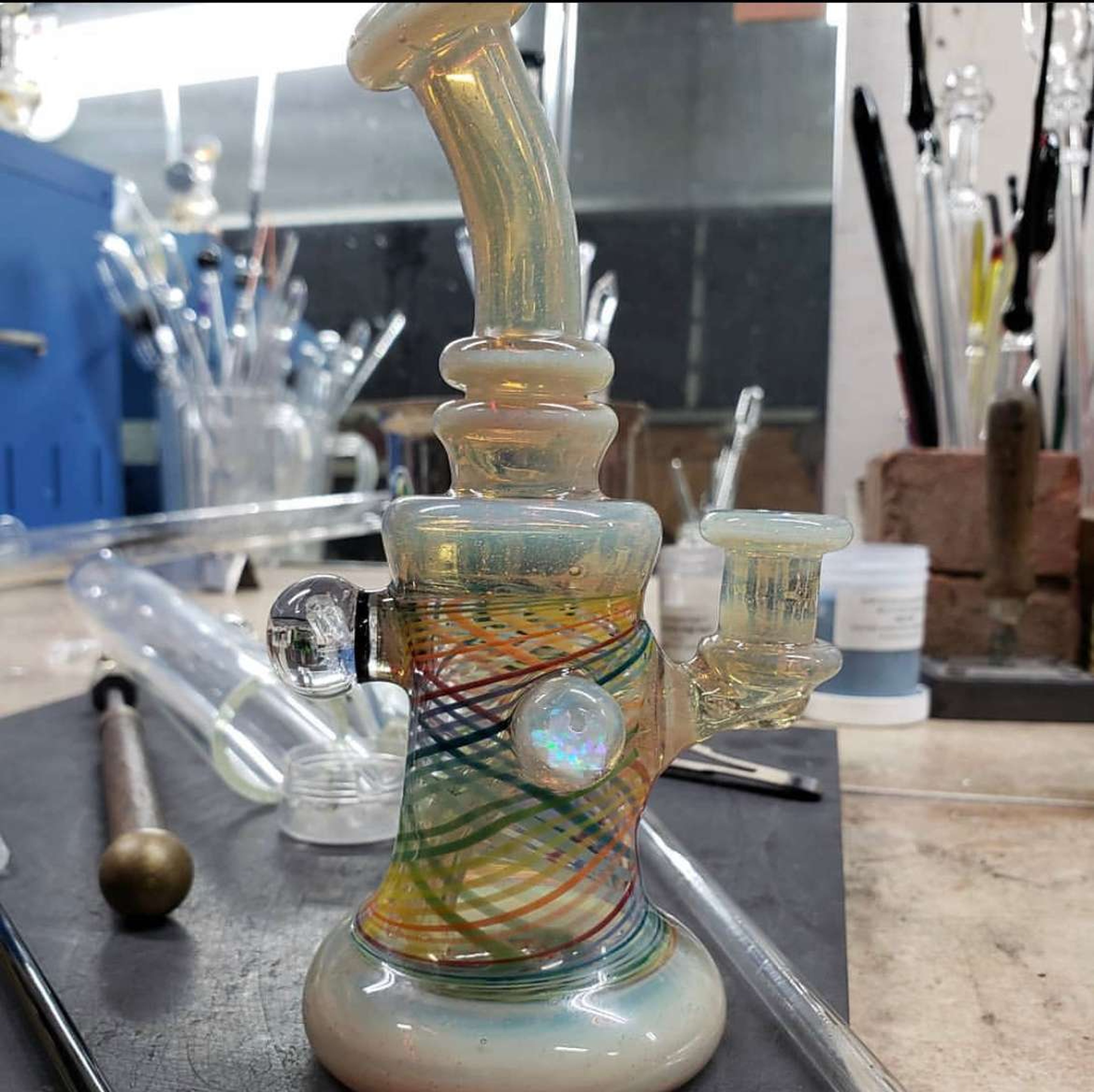 Preview pic of Defglass x lidglass (CFL) (comes with pelican 1150 case)