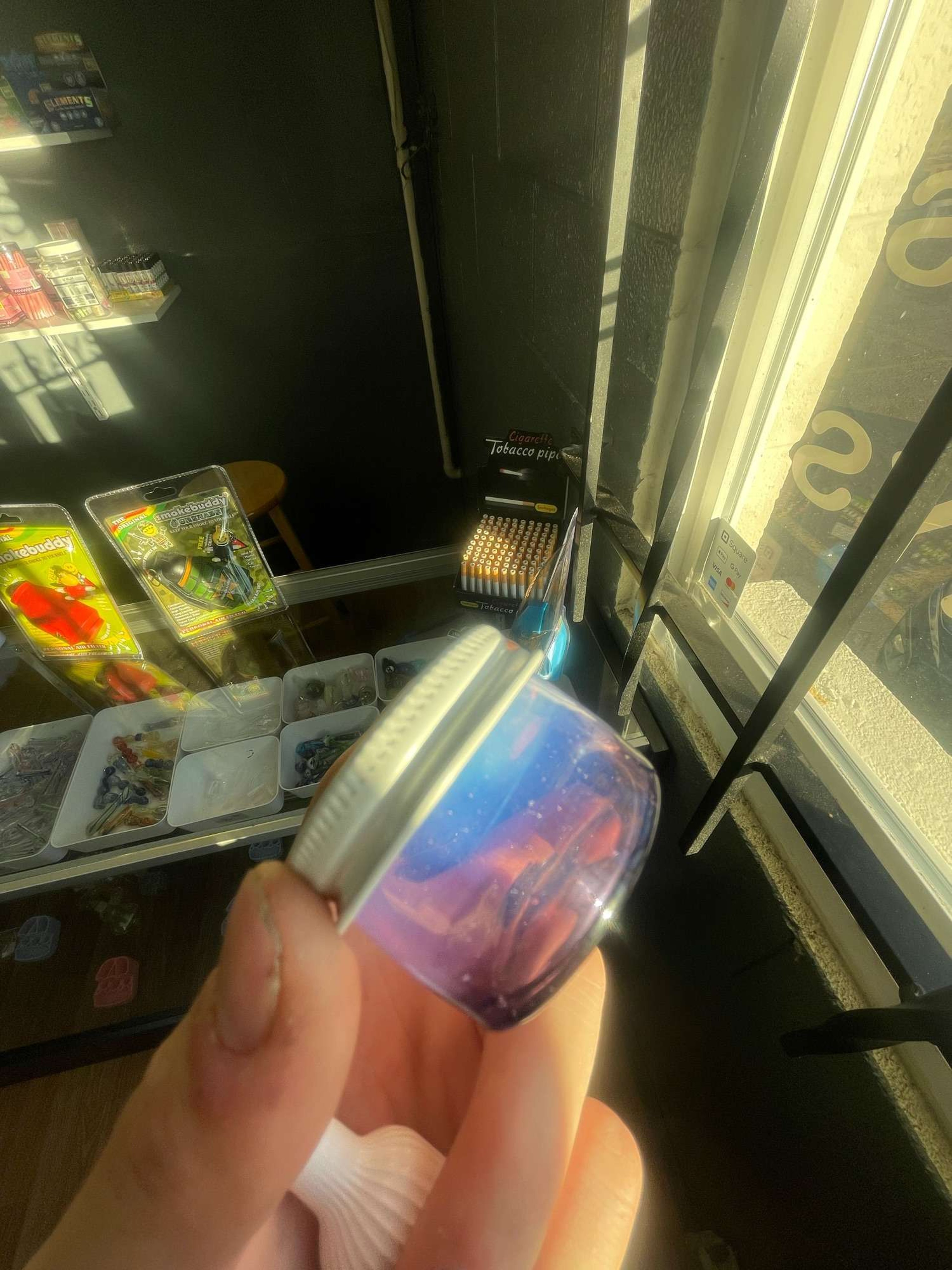 @maxedoutglass hash jar image 0