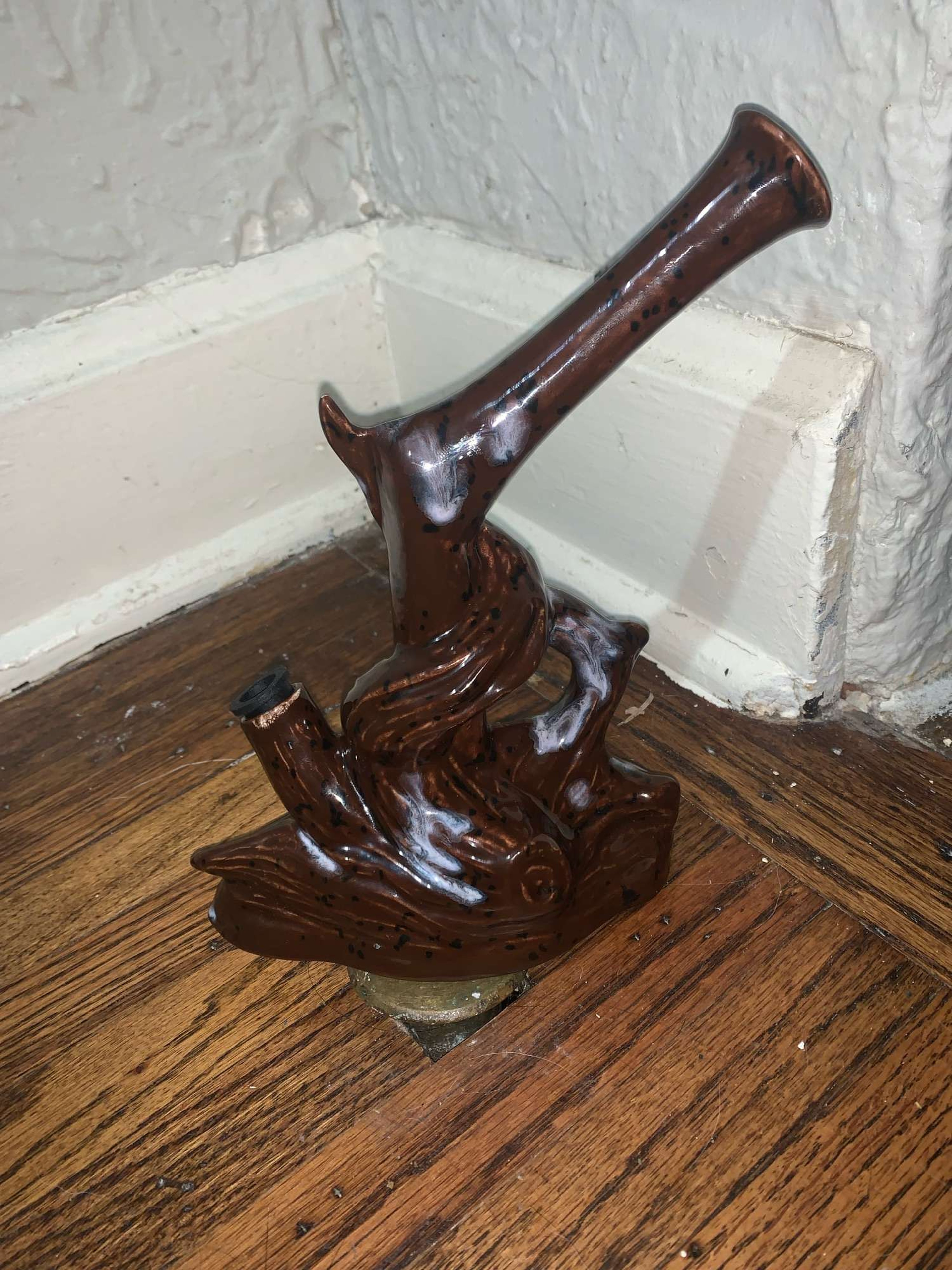 Snowy oak glass bong image 0