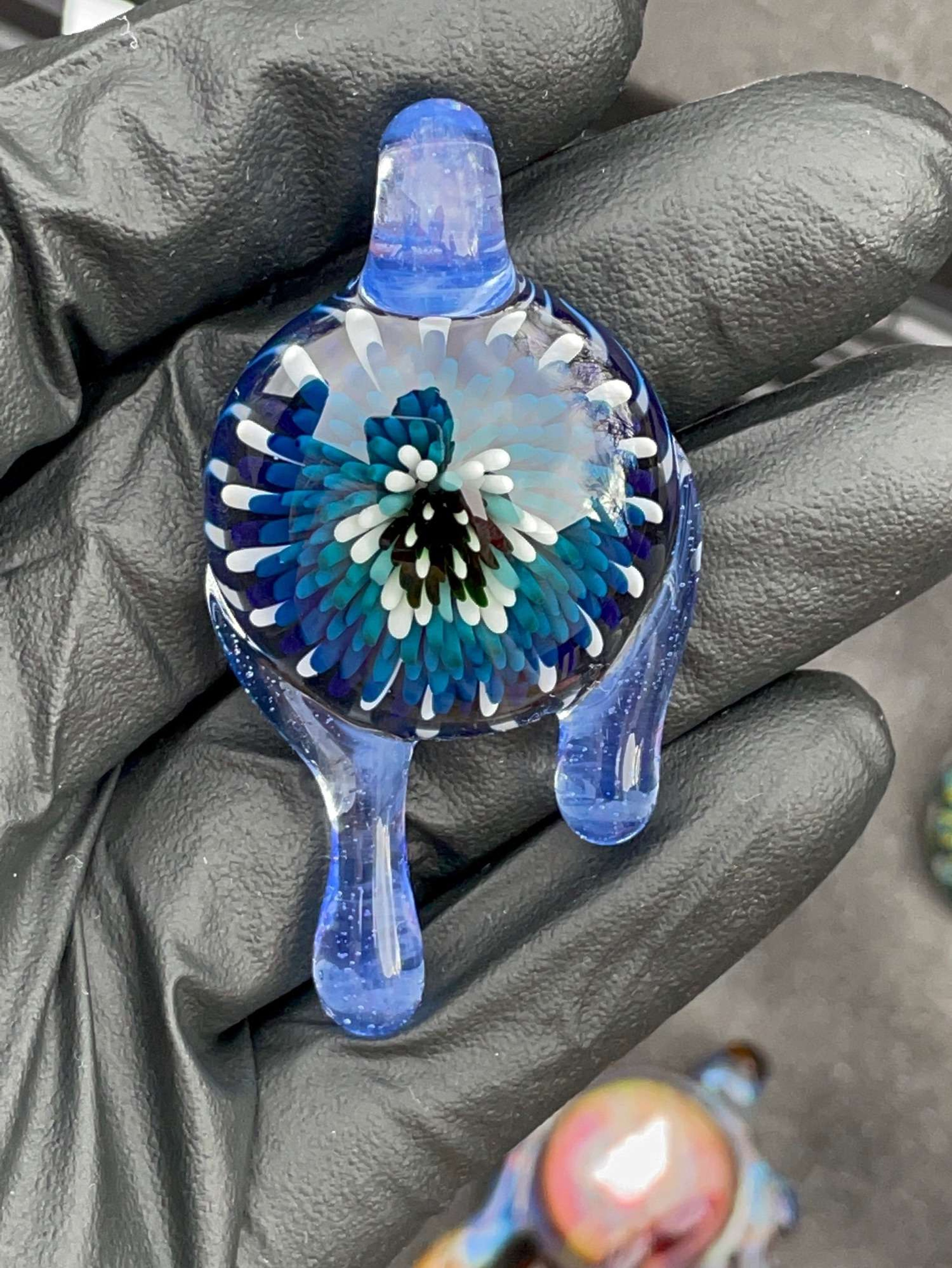Hyperfocus blue fade dripy Implosion image 0