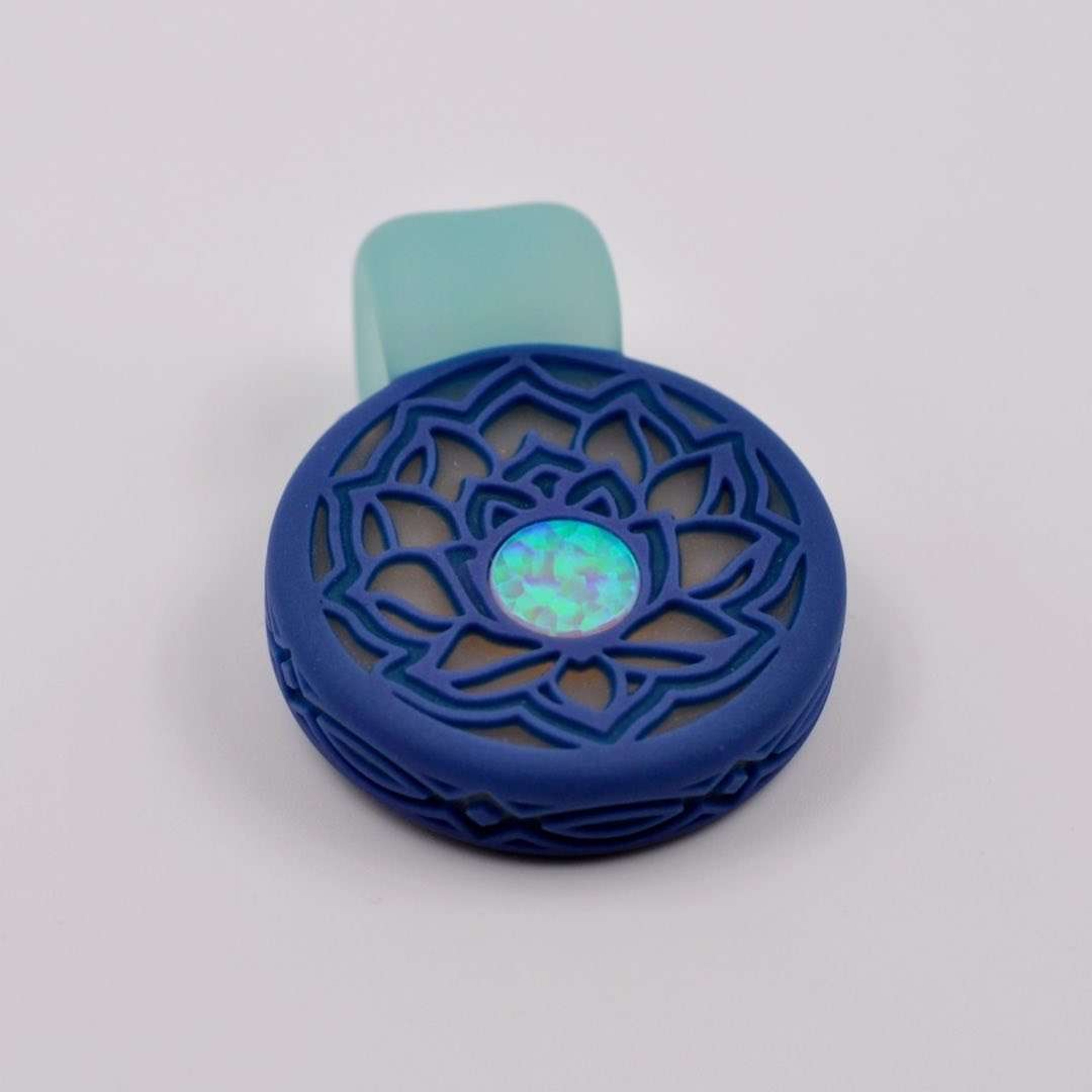 Preview pic of 2021 GlassMaze Pendant