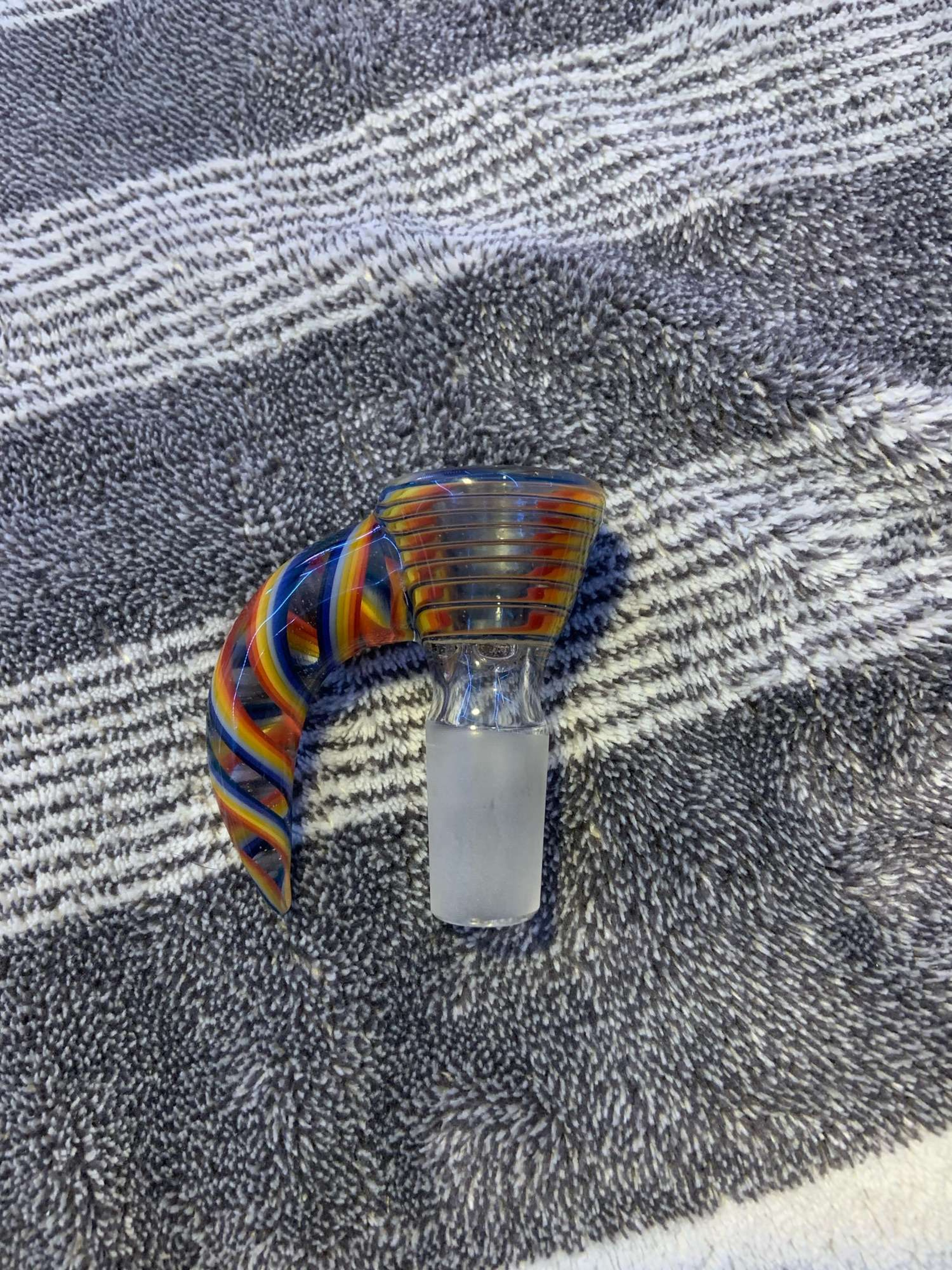 Rawlins Glass 18mm UV Electric Rainbow Slide image 0