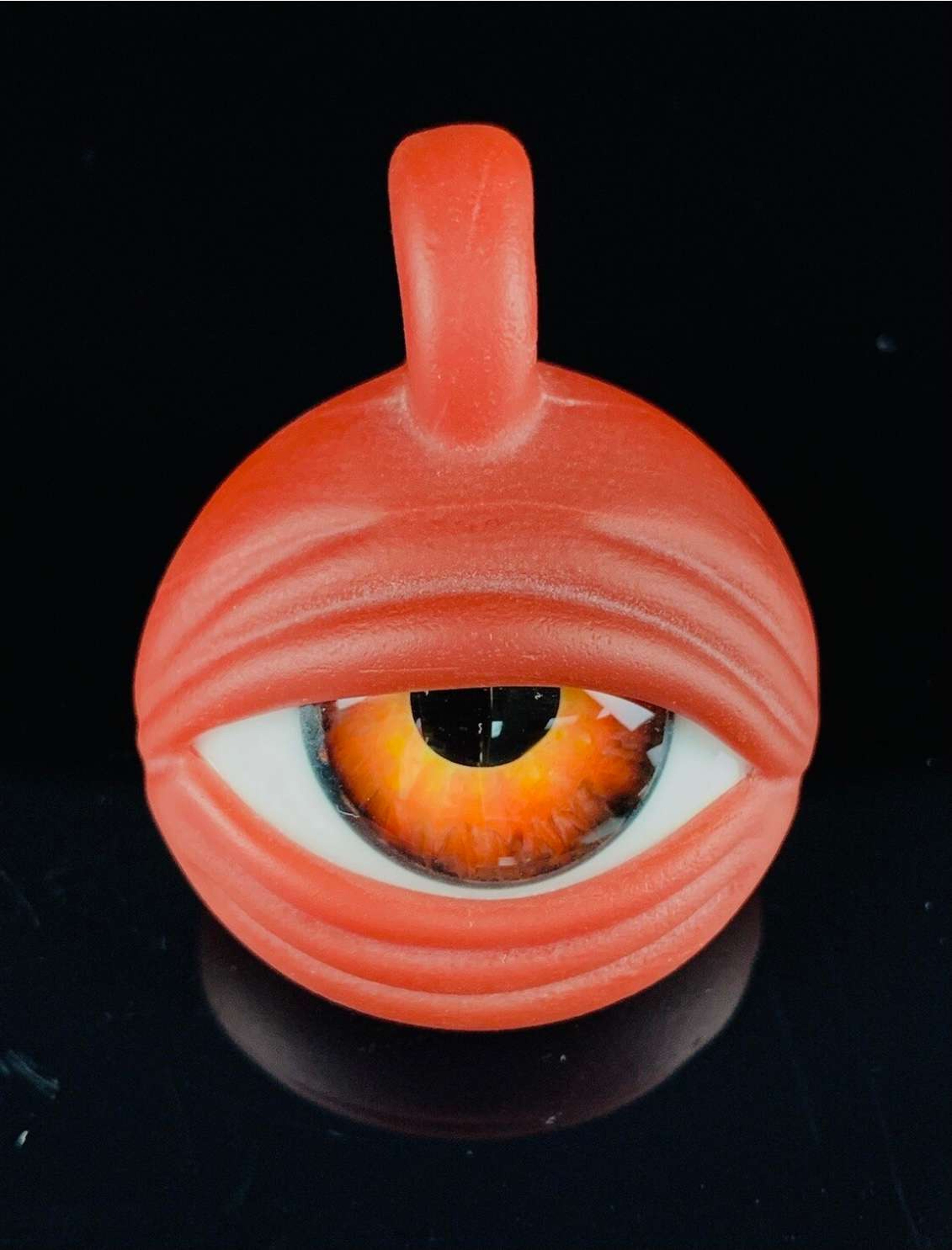 Ryan fitt eye pendy image 0