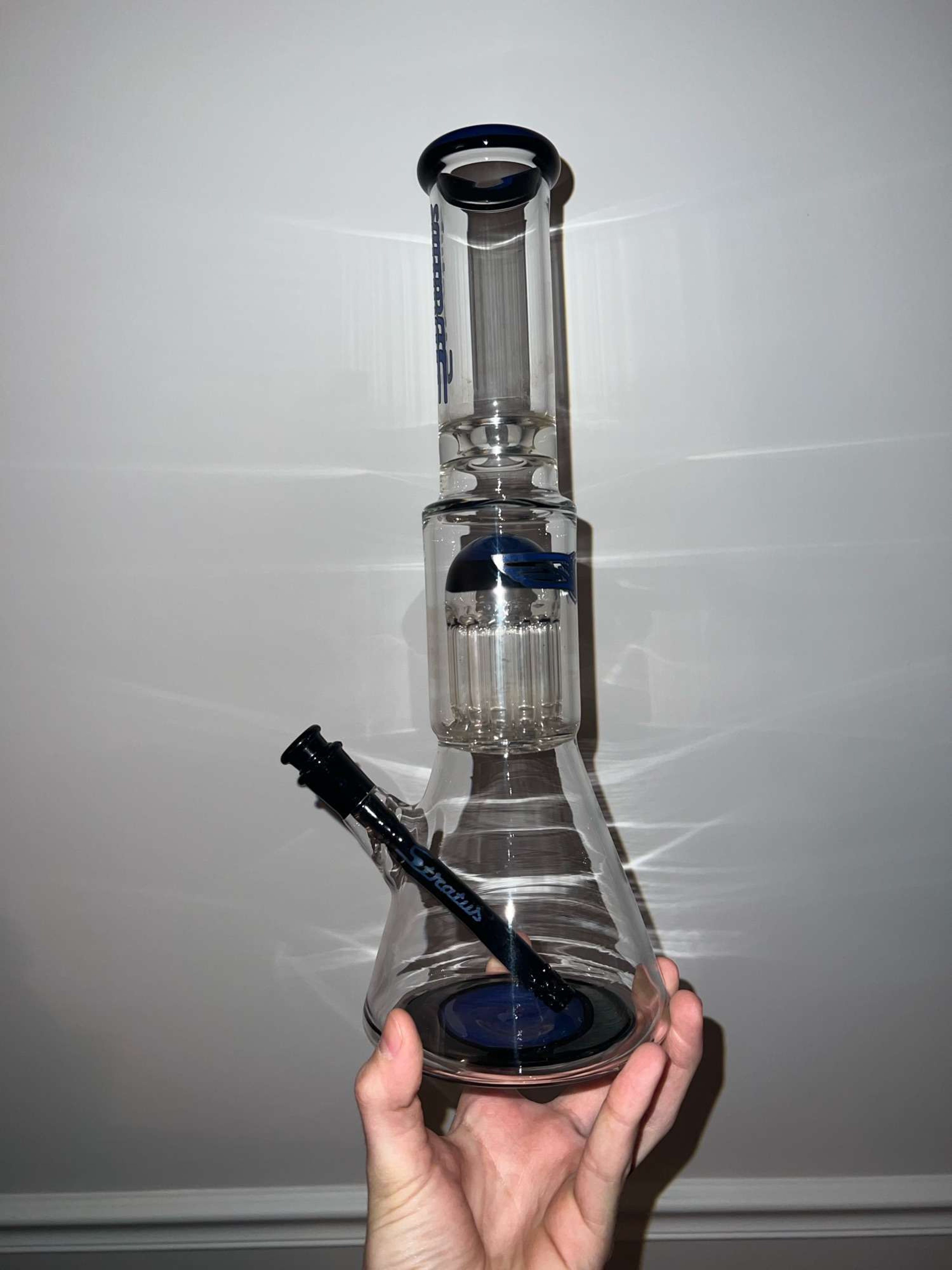 Preview pic of 14.5” stratus beaker with 13 arm tree 