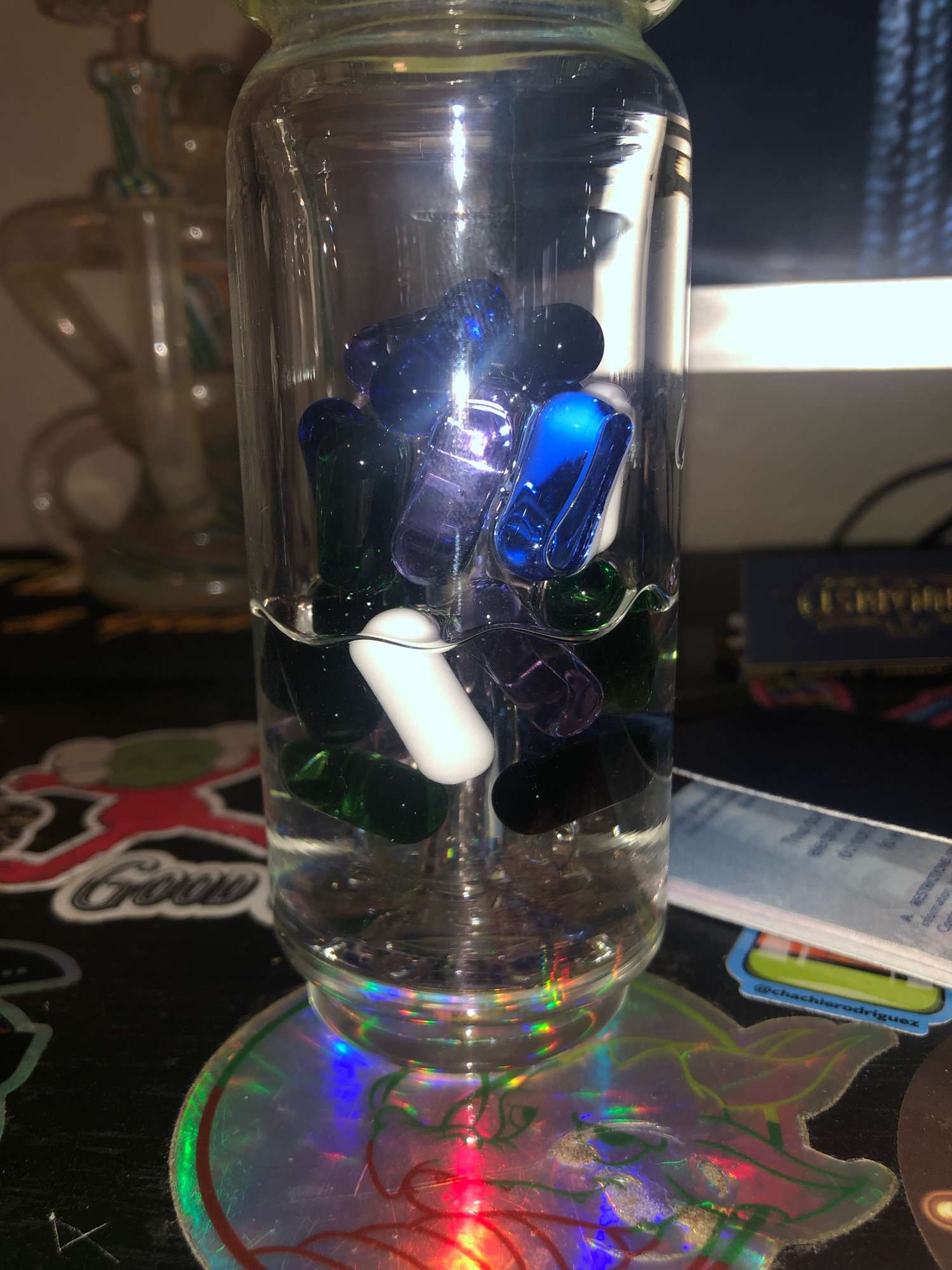 Preview pic of cfl puffco attachment by elavarglass