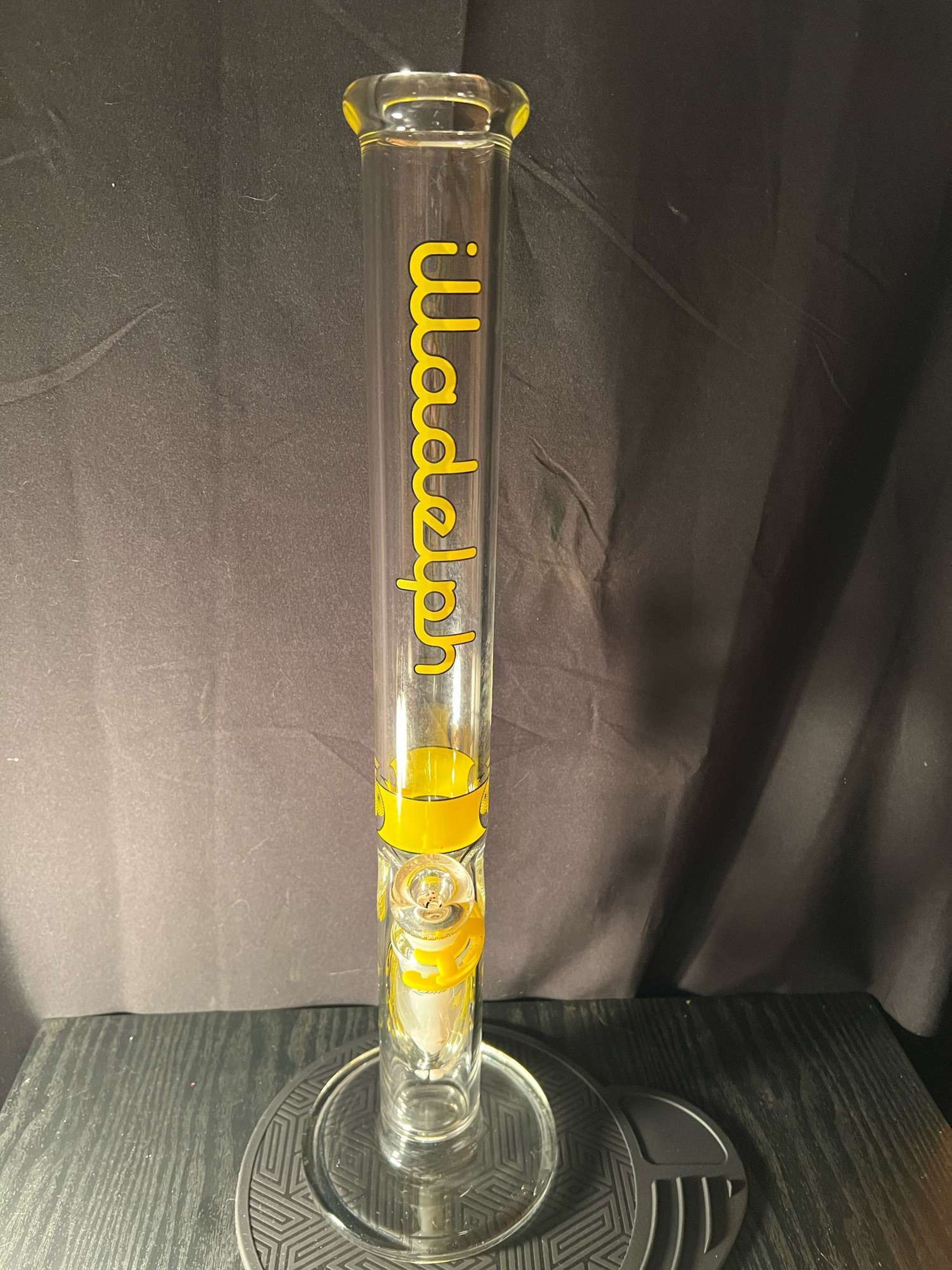 Preview pic of Illadelph tall straight tube