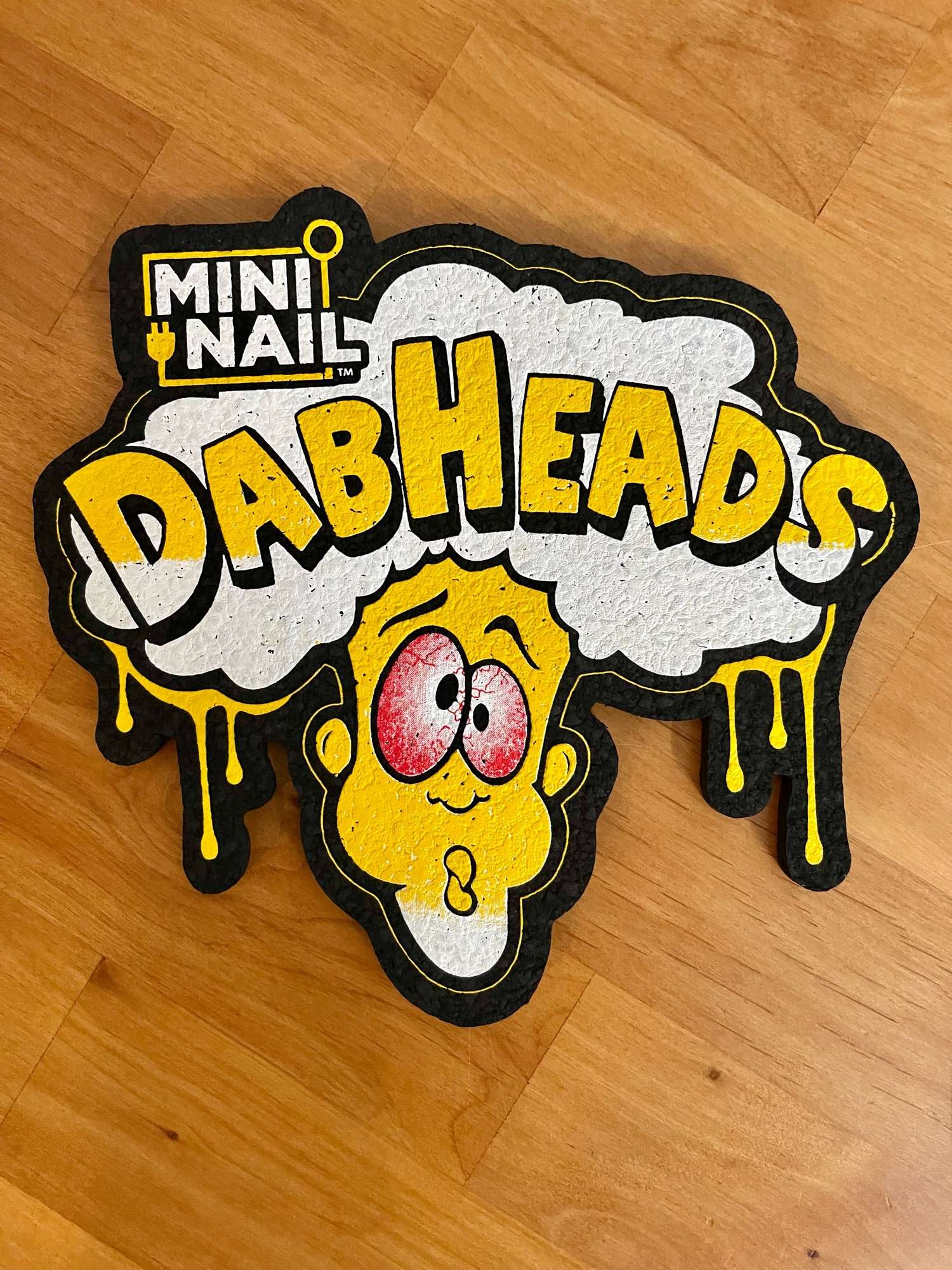 Preview pic of “DABHEADS” Moodmat (please note there is a few small chips on the back)
