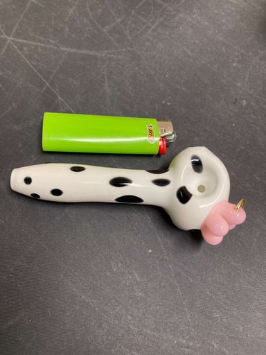 Preview pic of Cadillac pink pierced cow spoon