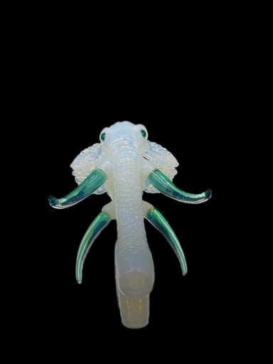 Preview pic of Matsumara White Elephant Sherlock