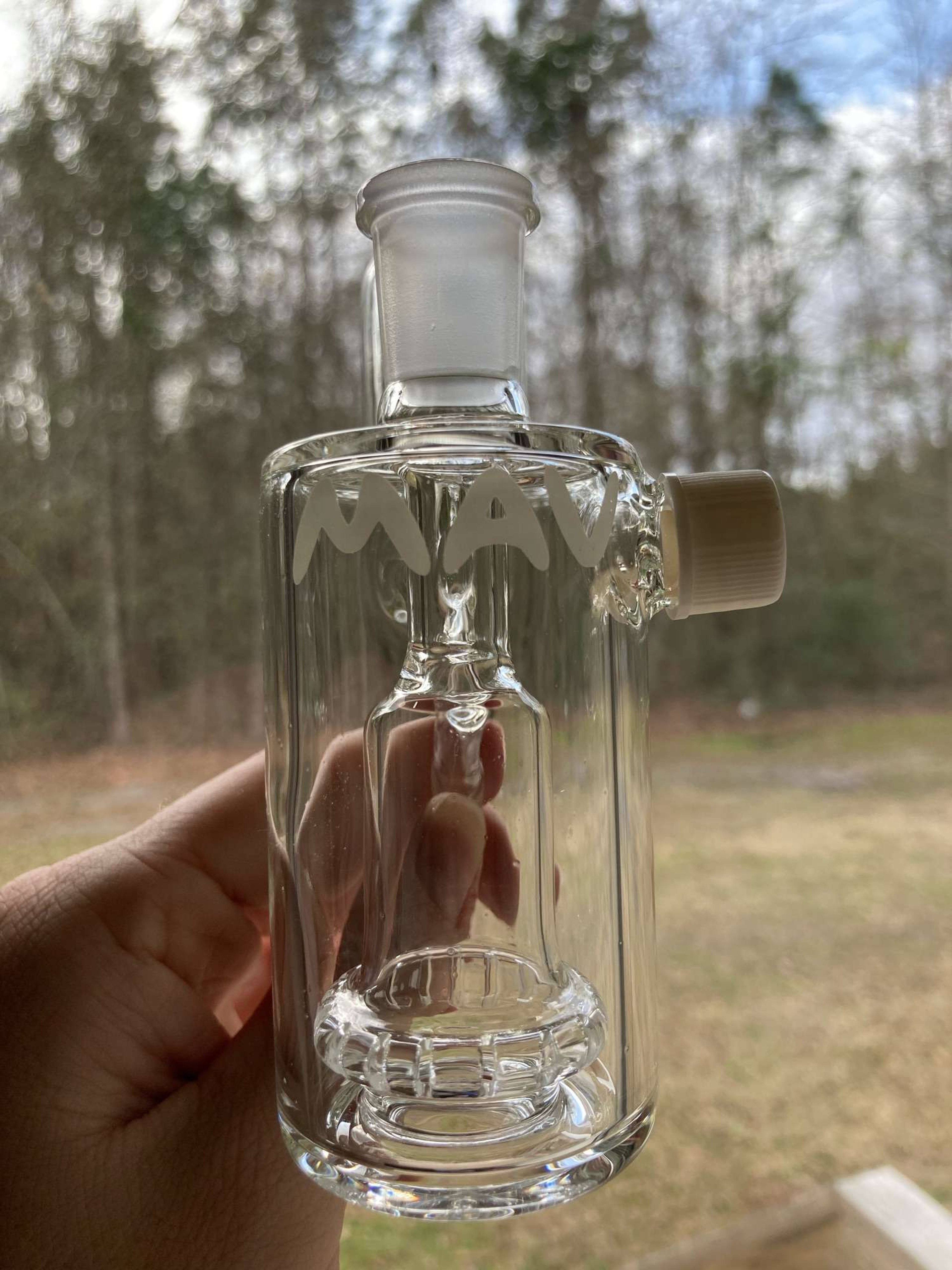 MAV splashproof ashcatcher image 0