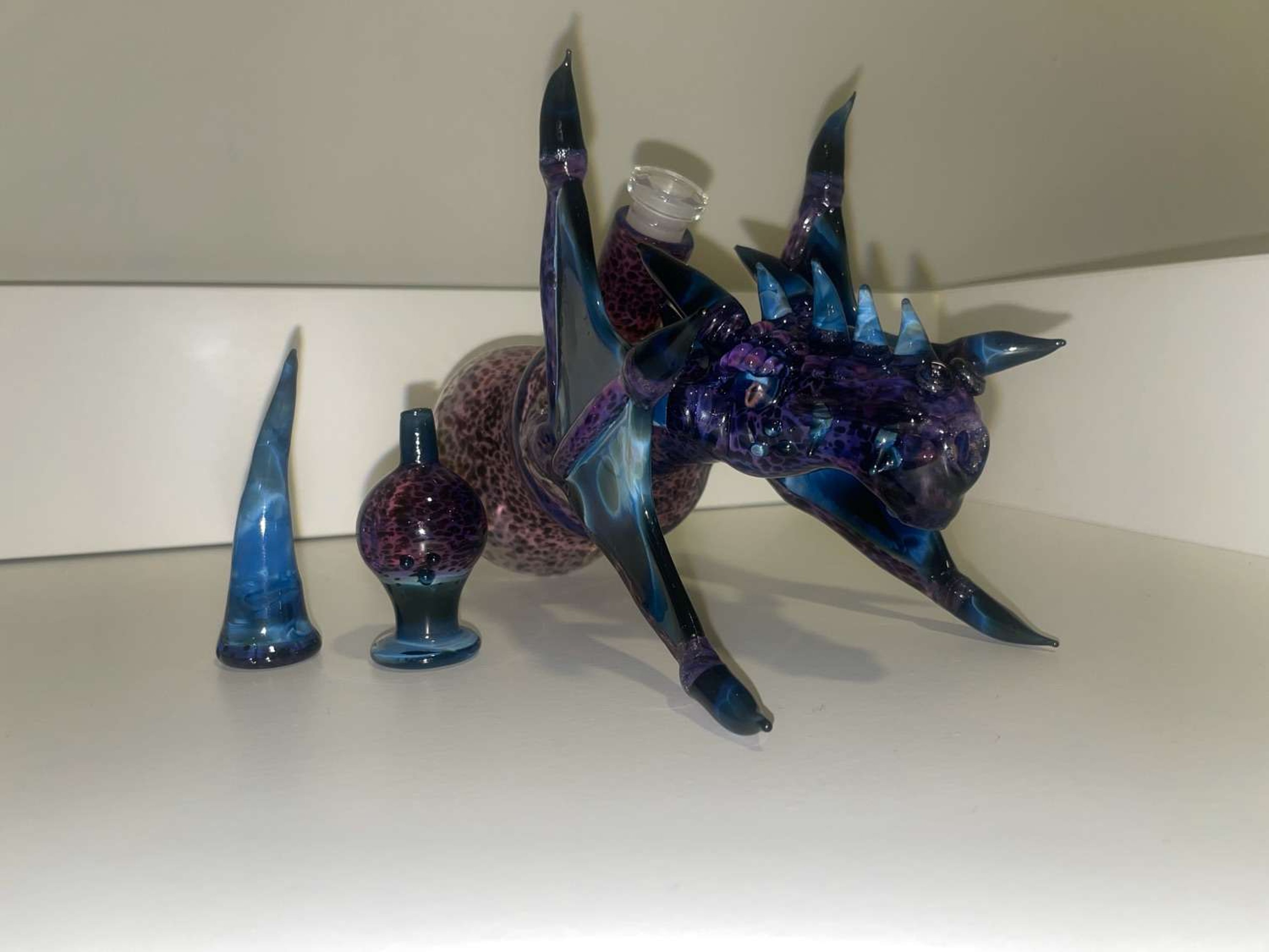 Areharts glass 10mm dragon rig W/ matching dabber and bubble cap image 0