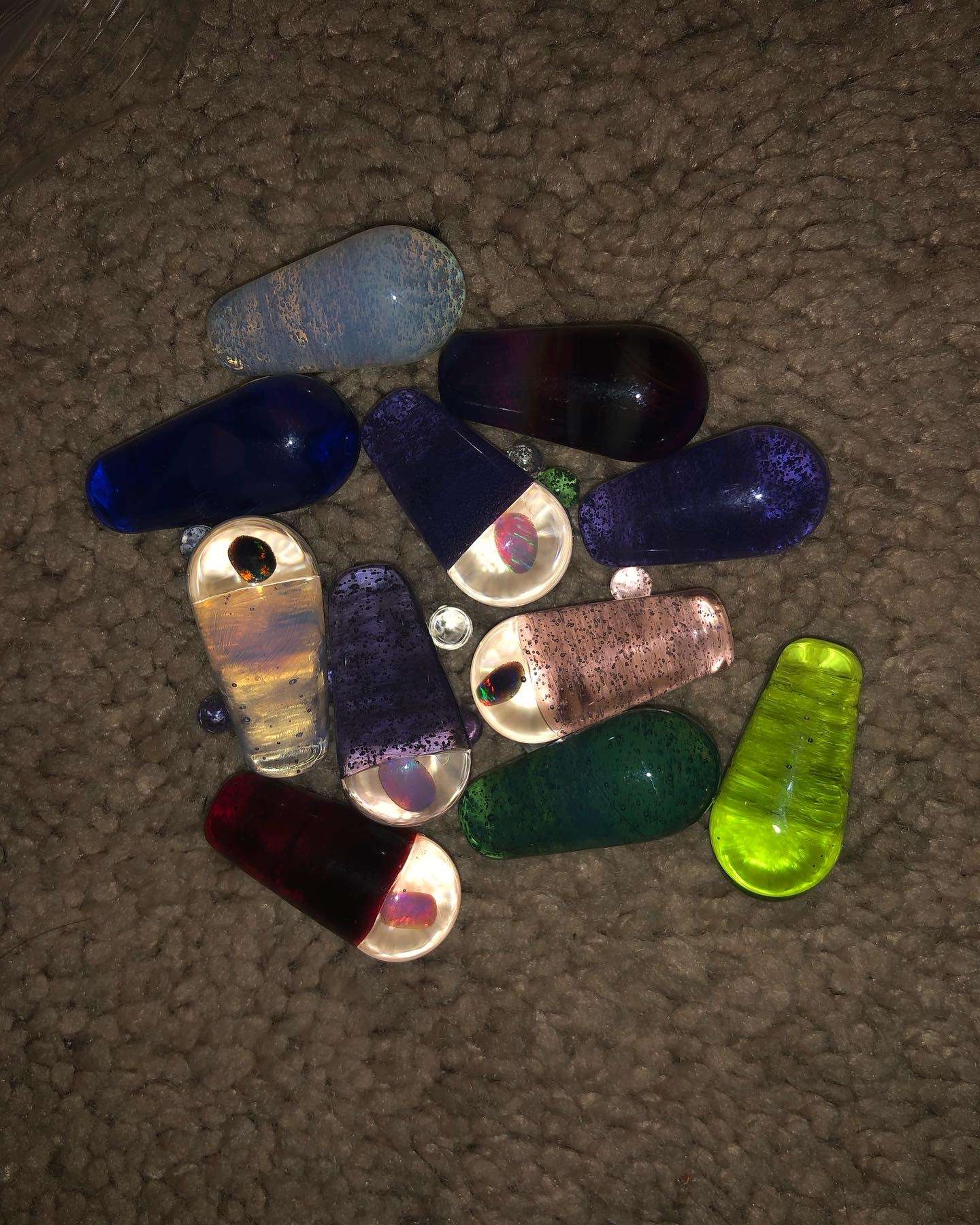 Preview pic of puffco pro plugs