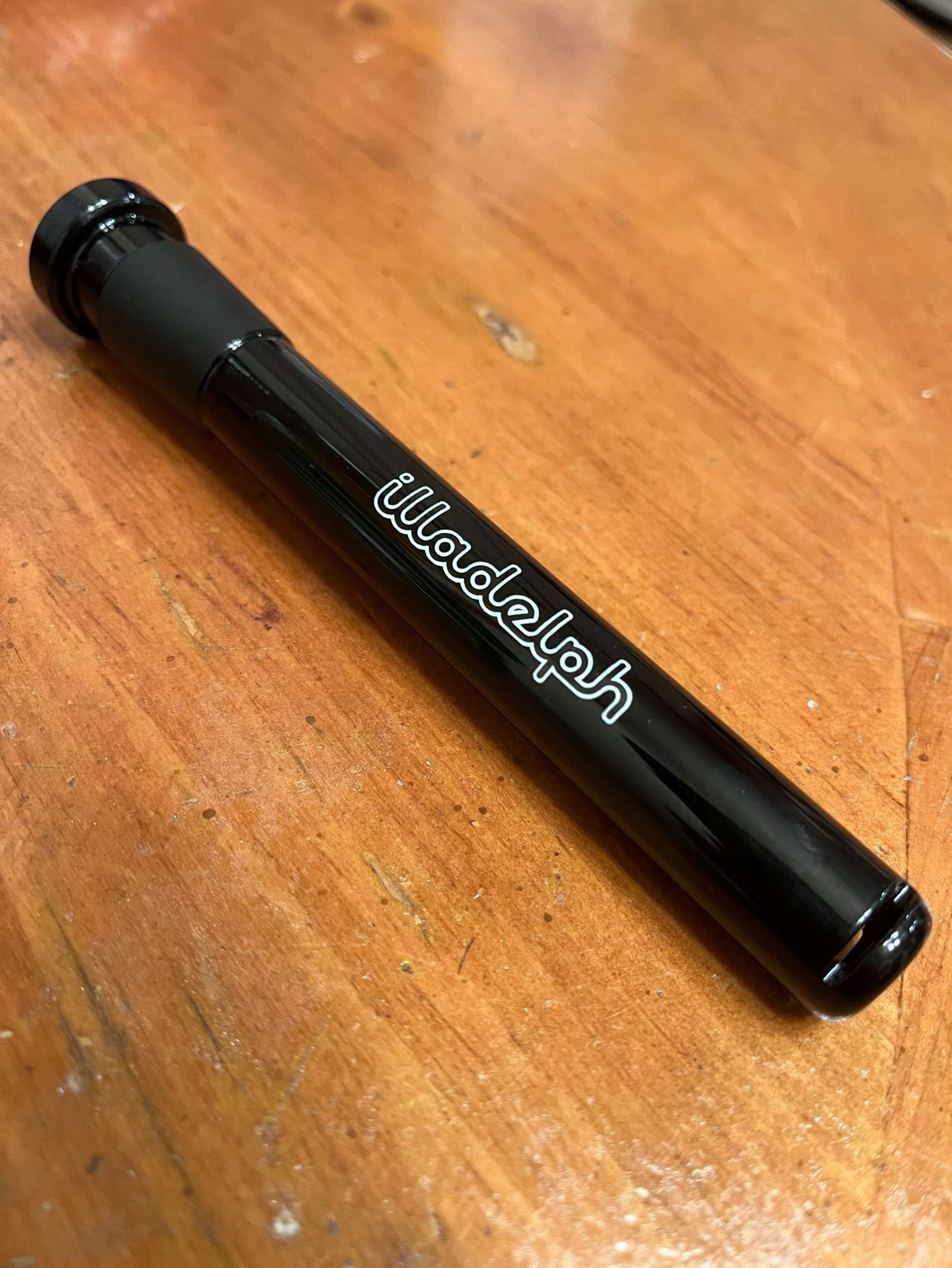Illadelph Mini Downstem Black Outline image 0