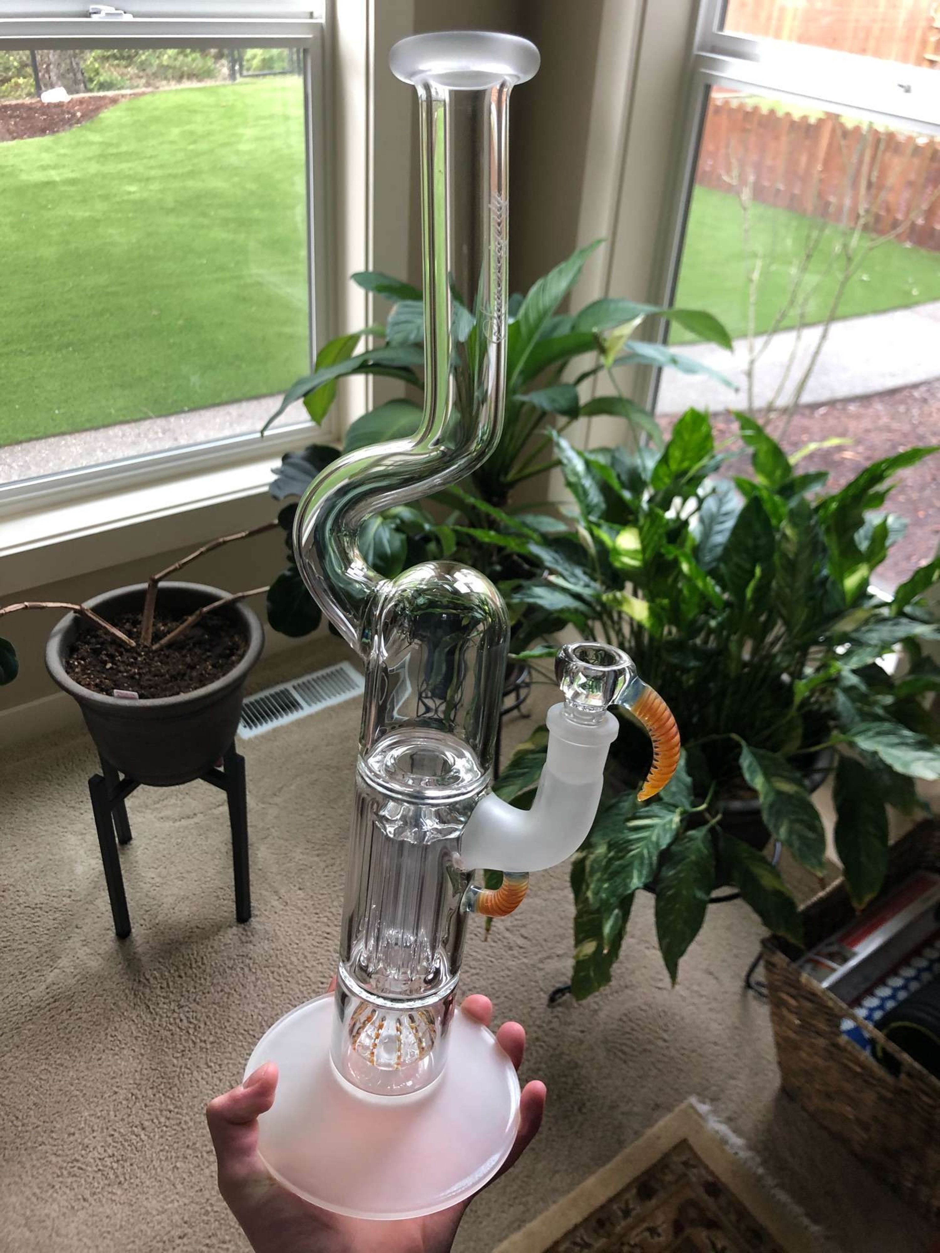 Preview pic of Amber Purple x Coma Natty Neck Pillar