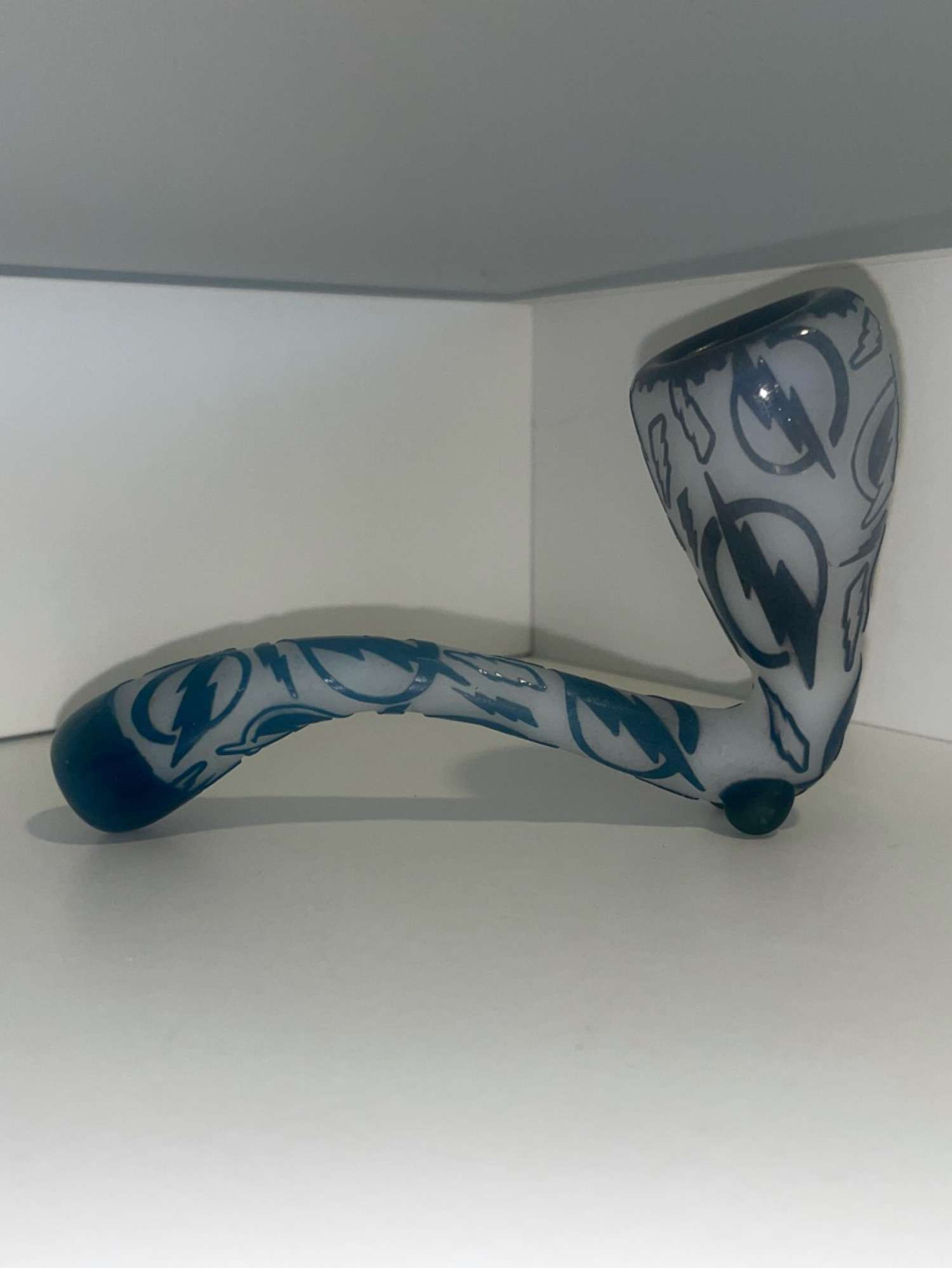 Think boro lightning bolt deep carved Sherlock image 0