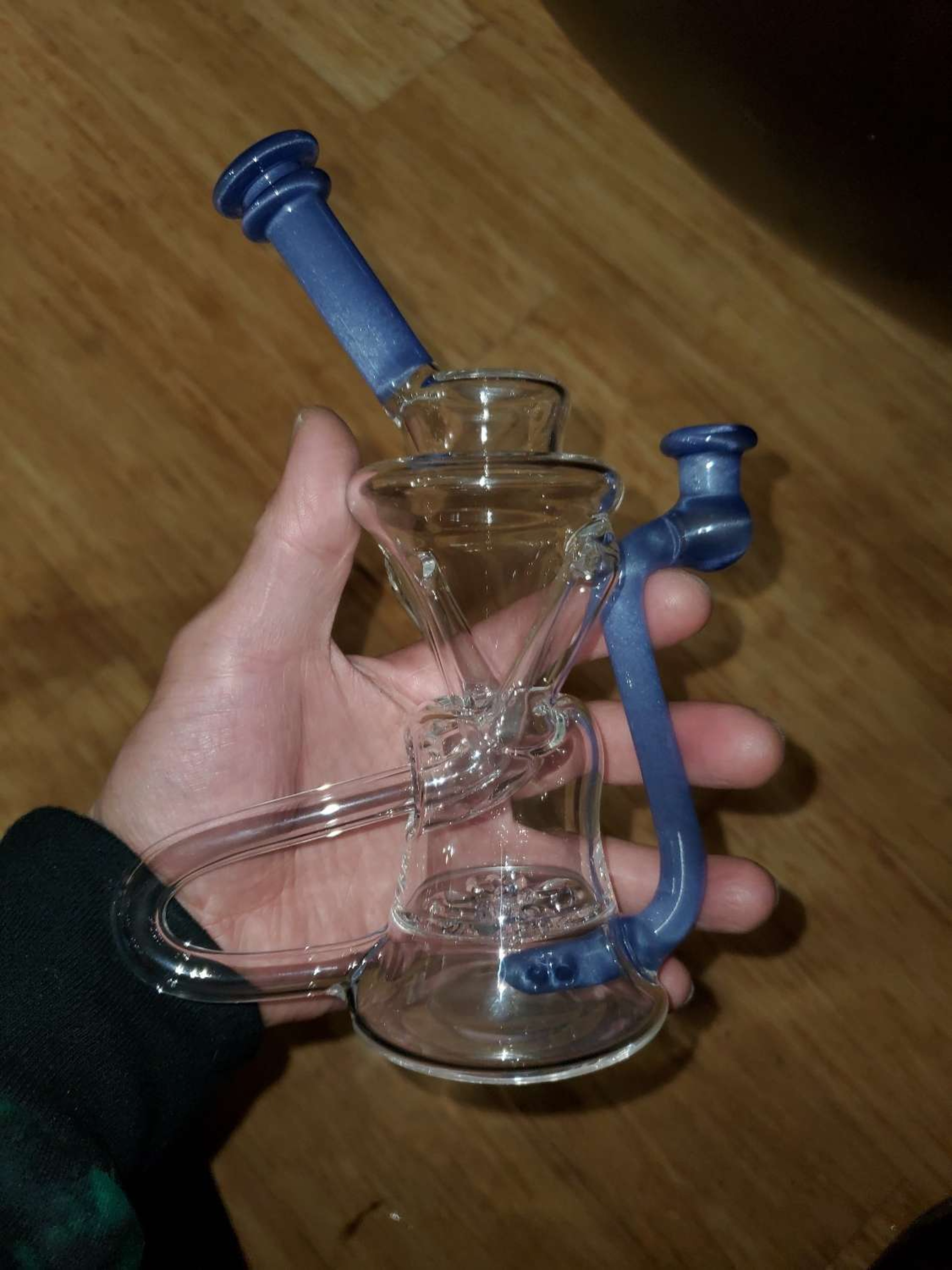 Walmot glass V2 stepping stone floating recycler w/floor perc!!! LIMITED SALE!!! 475!!! image 0