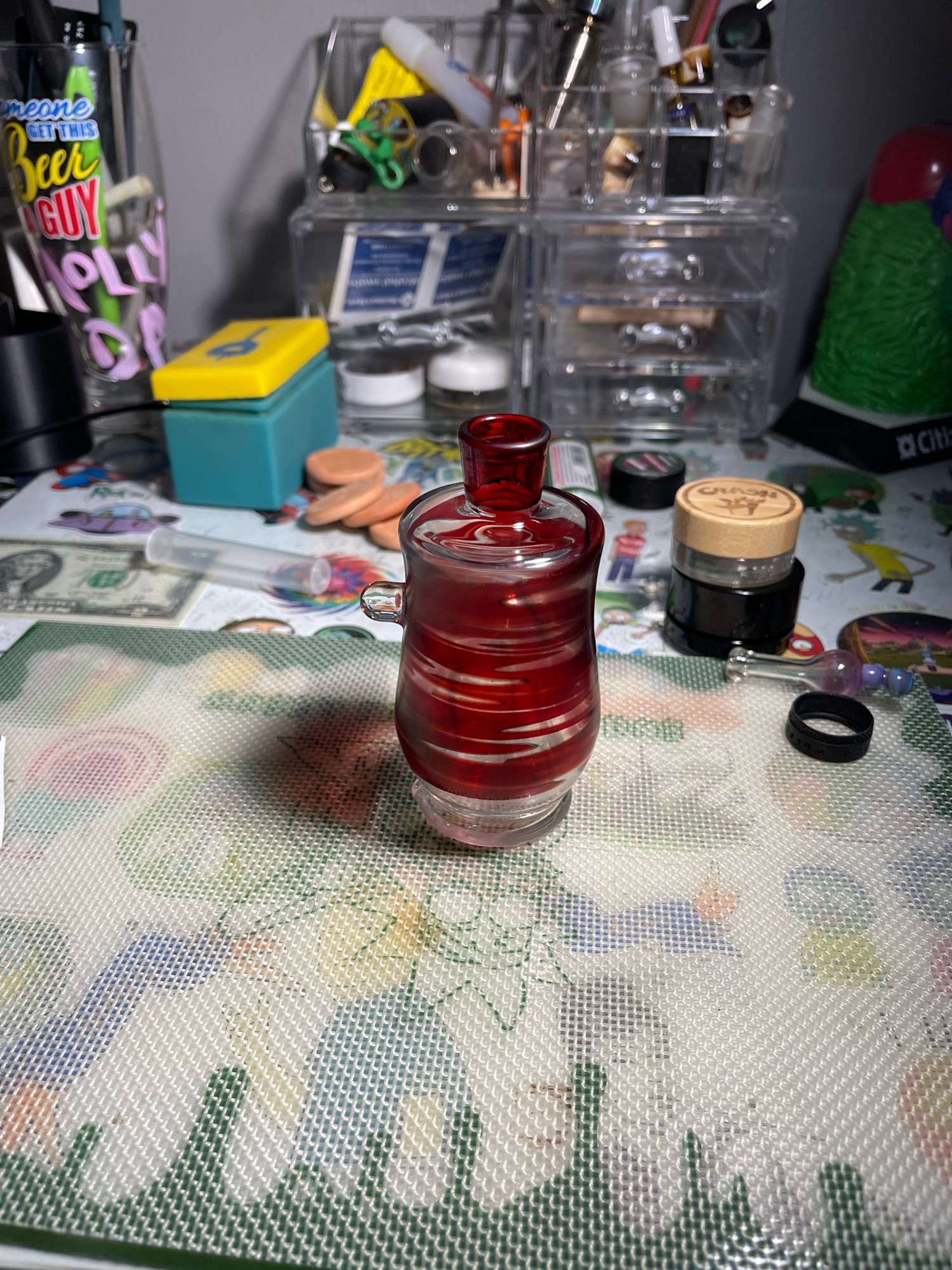 Preview pic of Unlmtdglass Red Puffco top