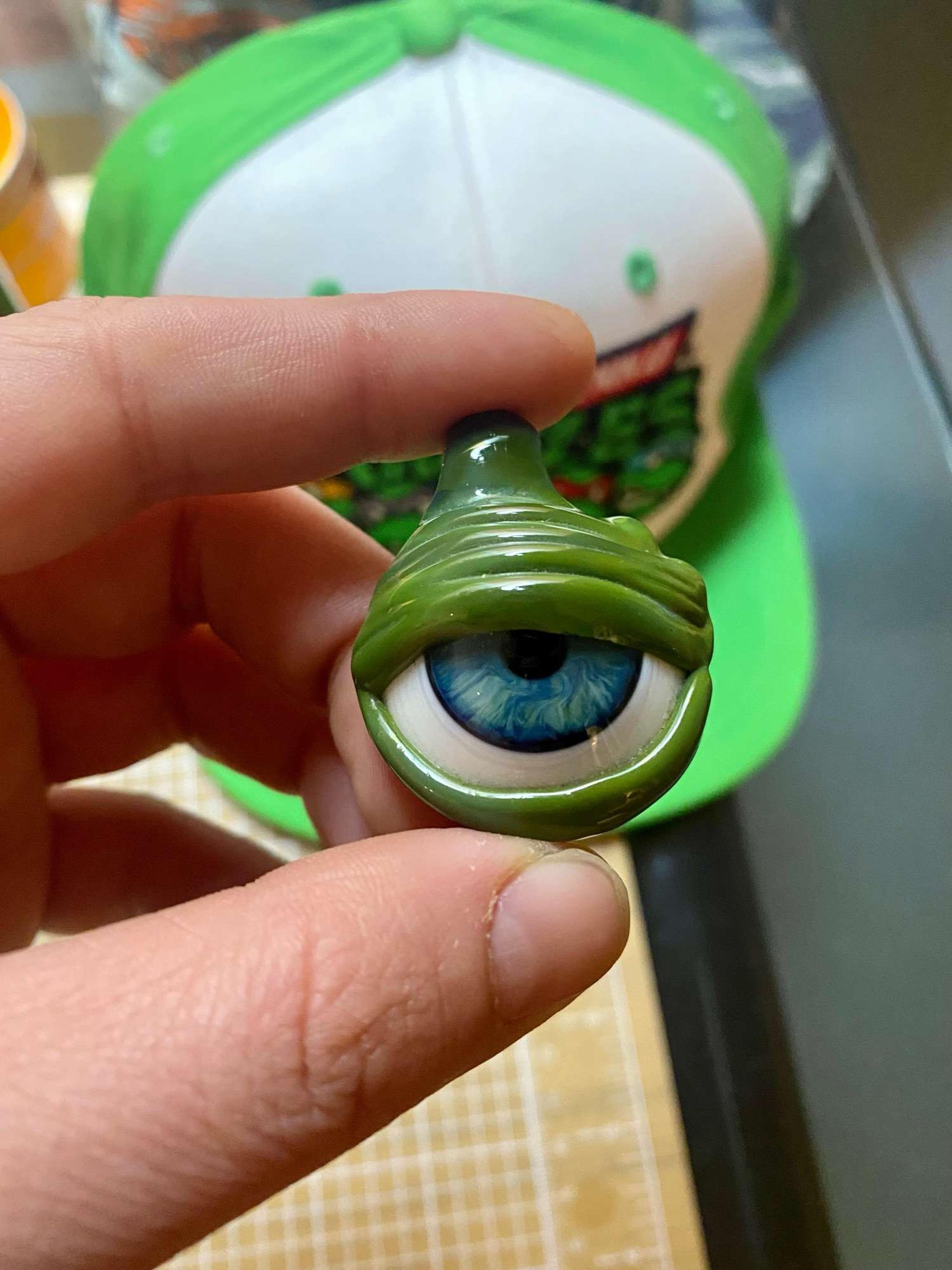 Preview pic of Eye Pendy