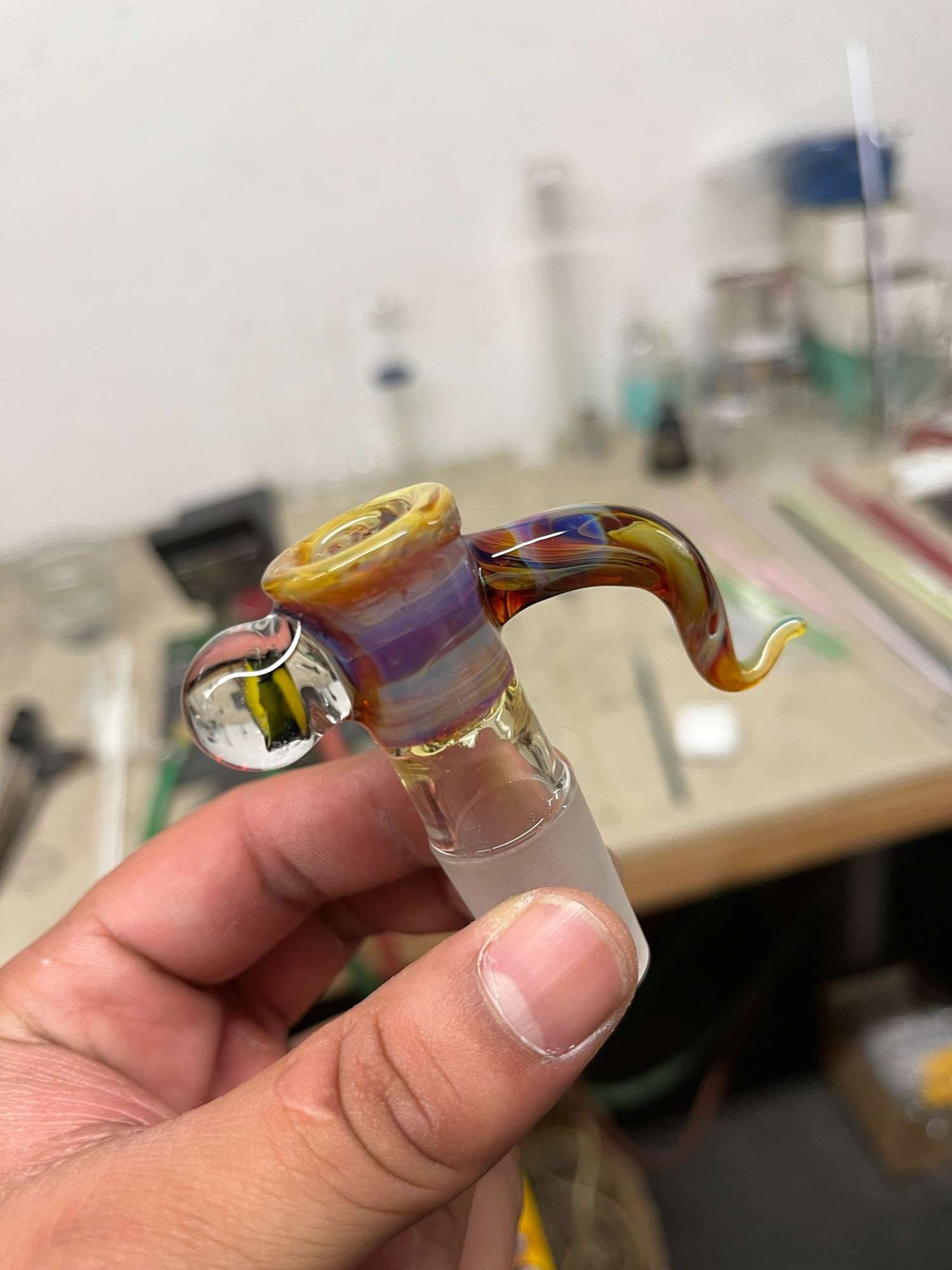 Preview pic of Amber purple slide 