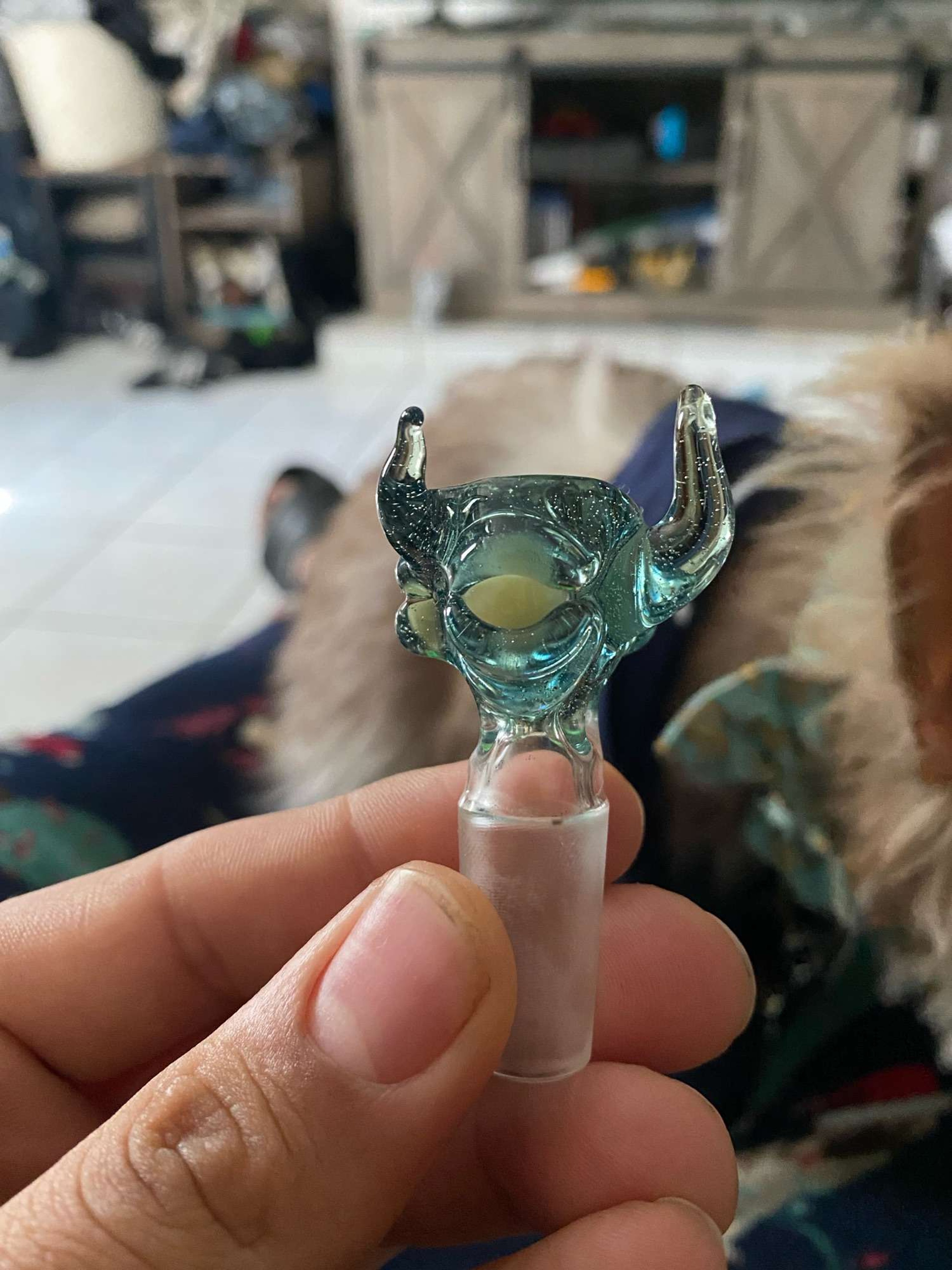 Preview pic of Ligma Glass CFL slide