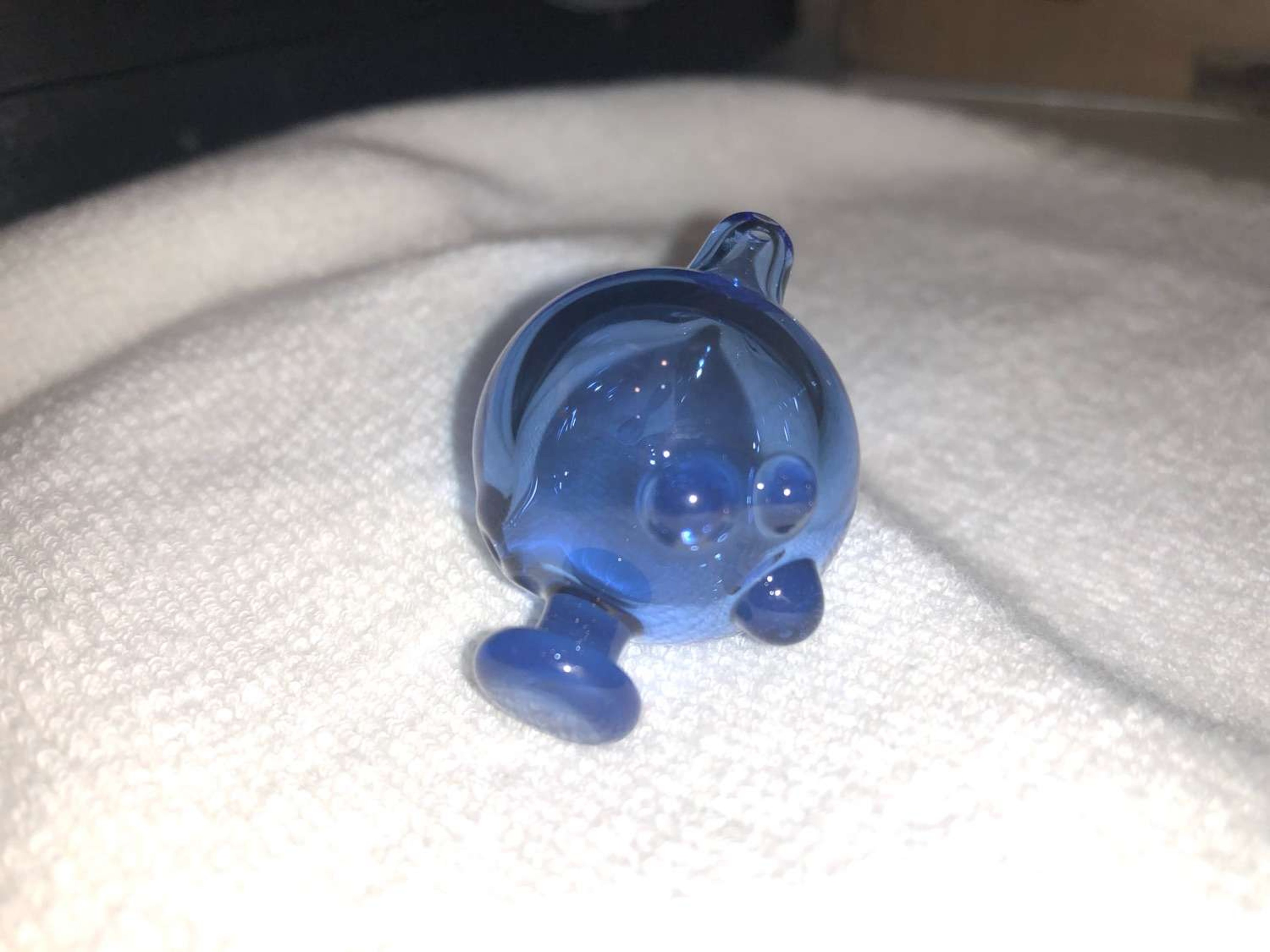 Preview pic of brilliant blue bubblecap auction