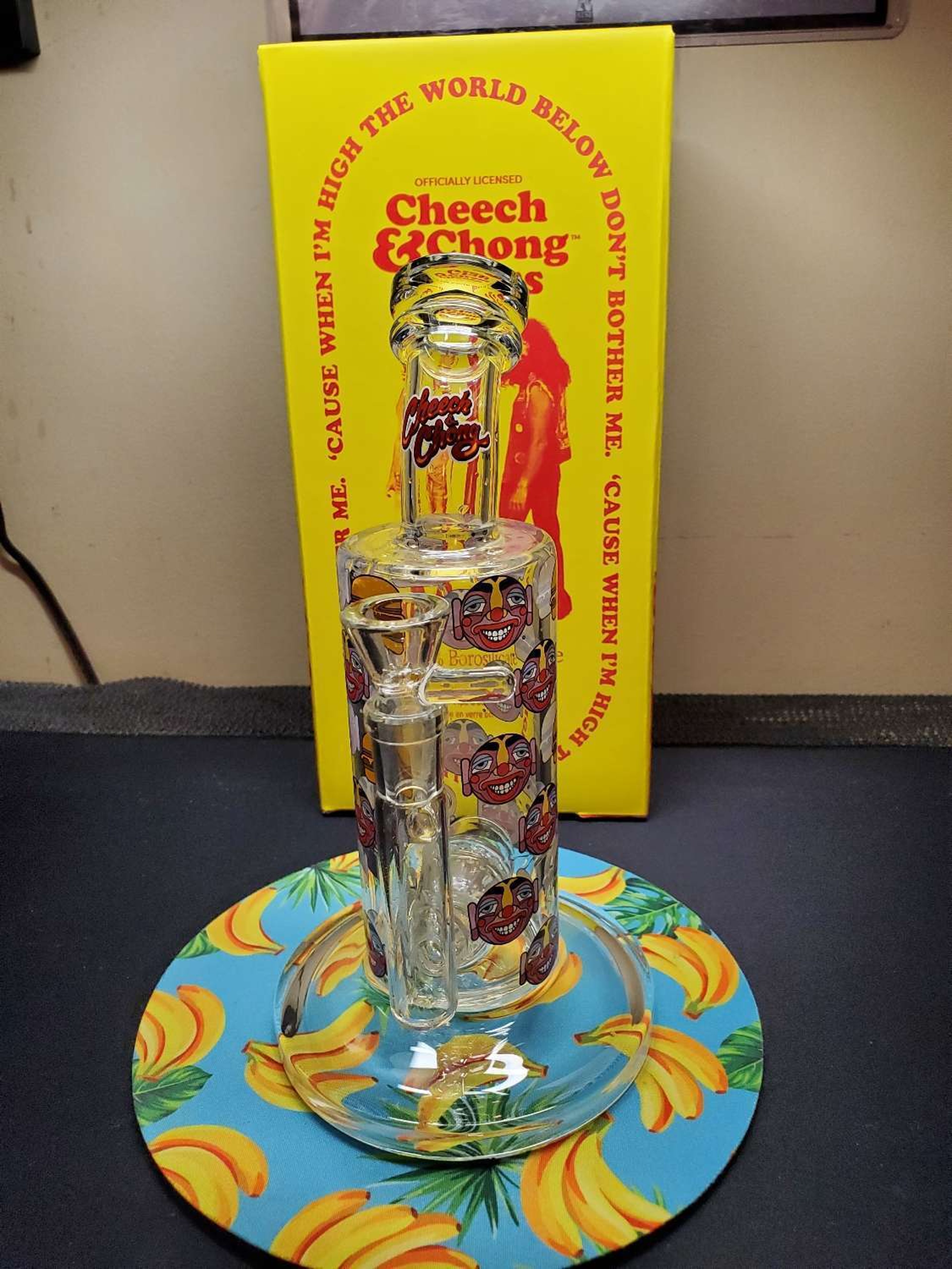 Preview pic of Cheech and Chong glass cheeseburger Bubbler