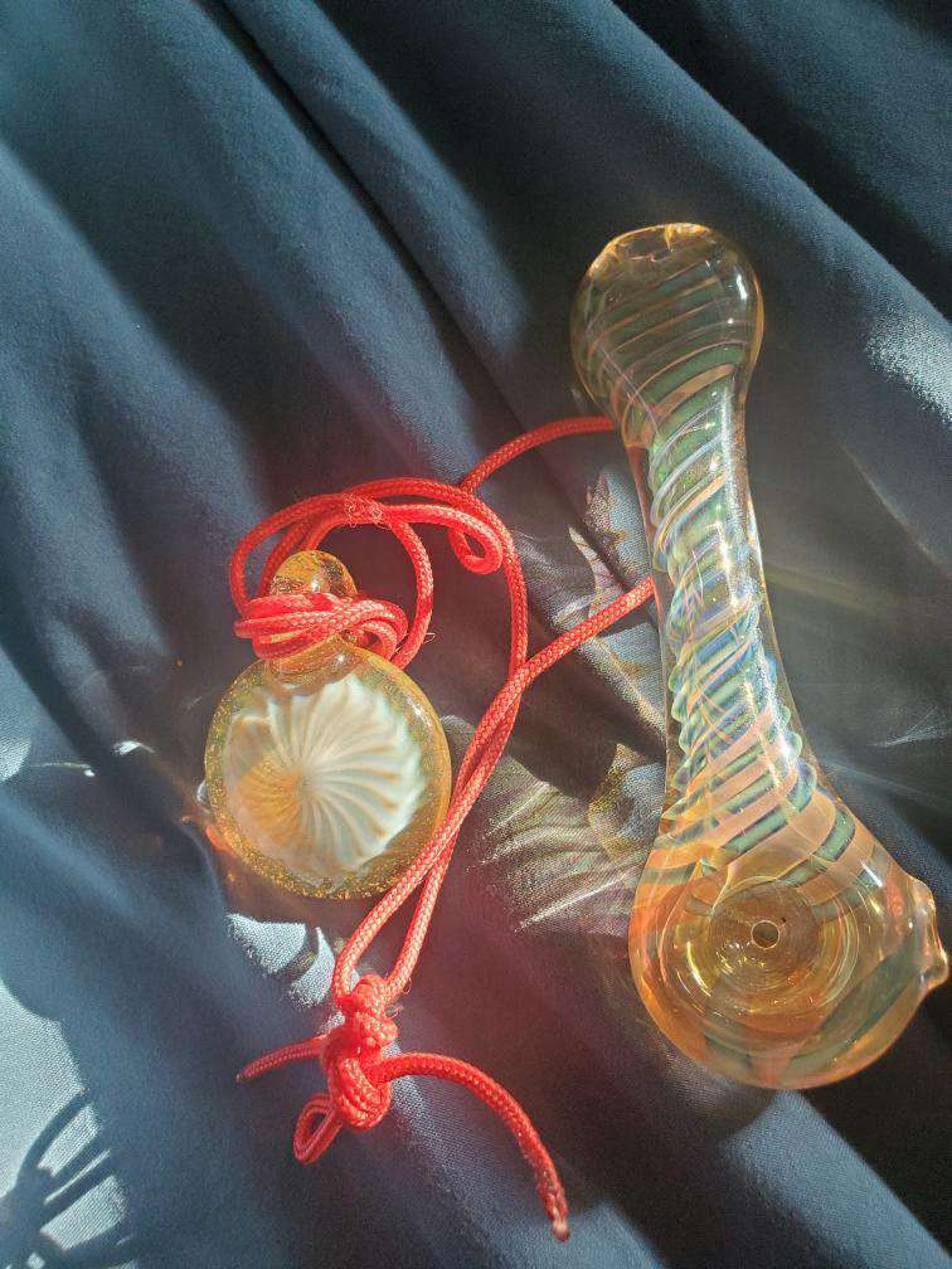 Pendant and dry pipe combo image 0