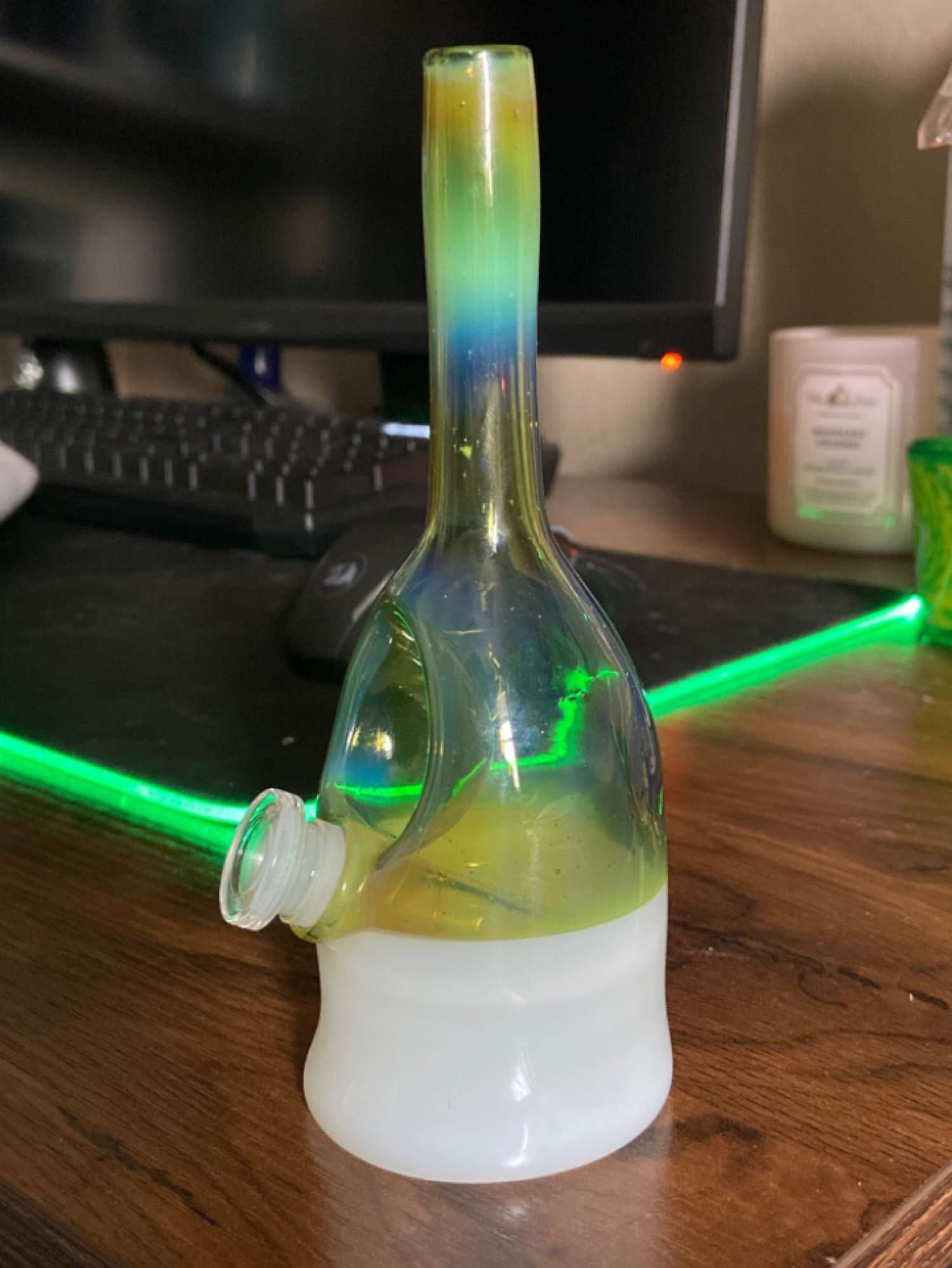 Preview pic of Costa Glass V1 Saki Bottle