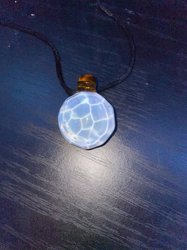 Preview pic of Paul Taylor poolside pendant 